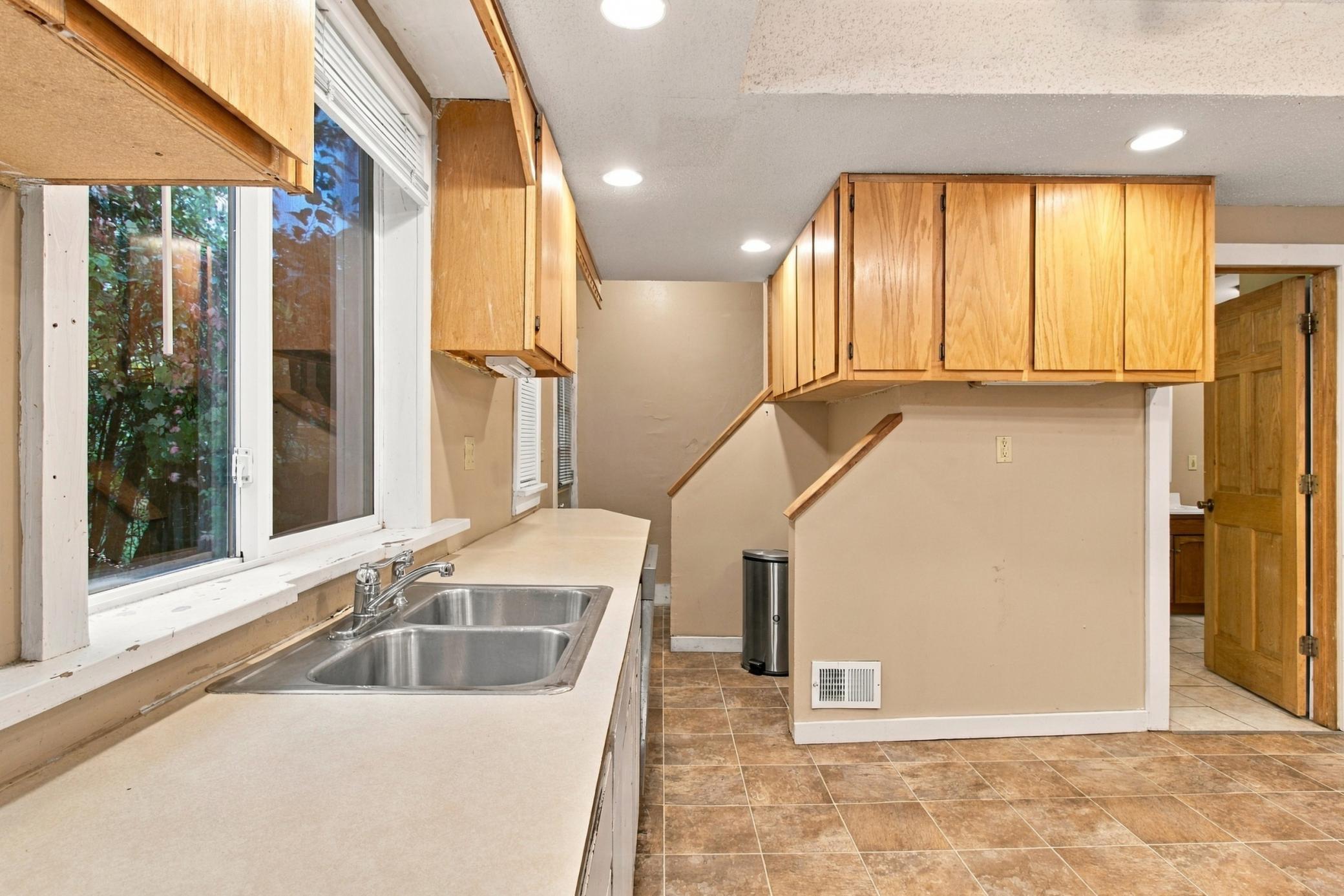 View of Residential at 430 Michigan Street, Saint Paul MN 55102, Saint Paul (12 of 37) - Mike Wilen | Minnesota Team Real Estate