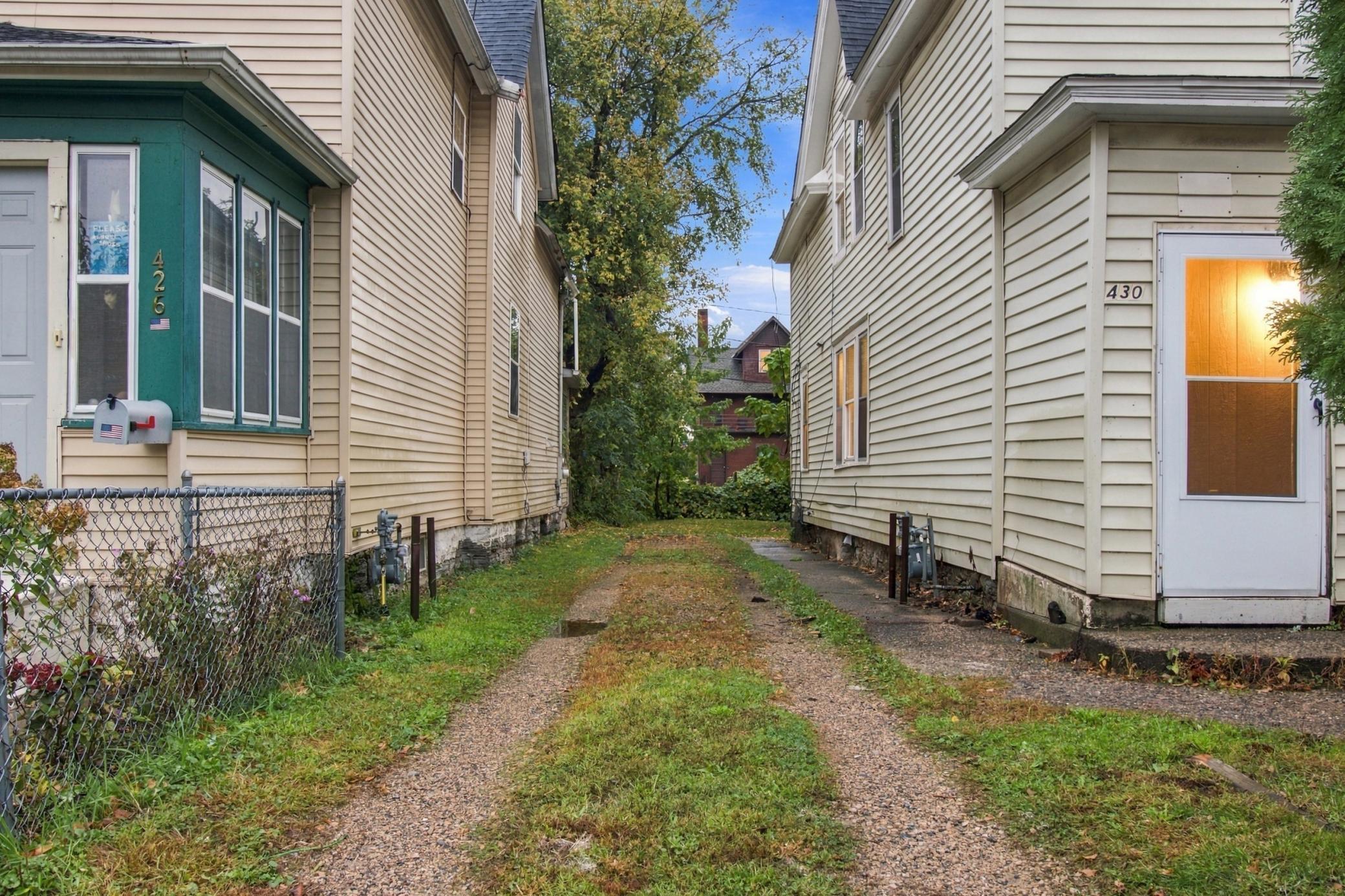 View of Residential at 430 Michigan Street, Saint Paul MN 55102, Saint Paul (33 of 37) - Mike Wilen | Minnesota Team Real Estate