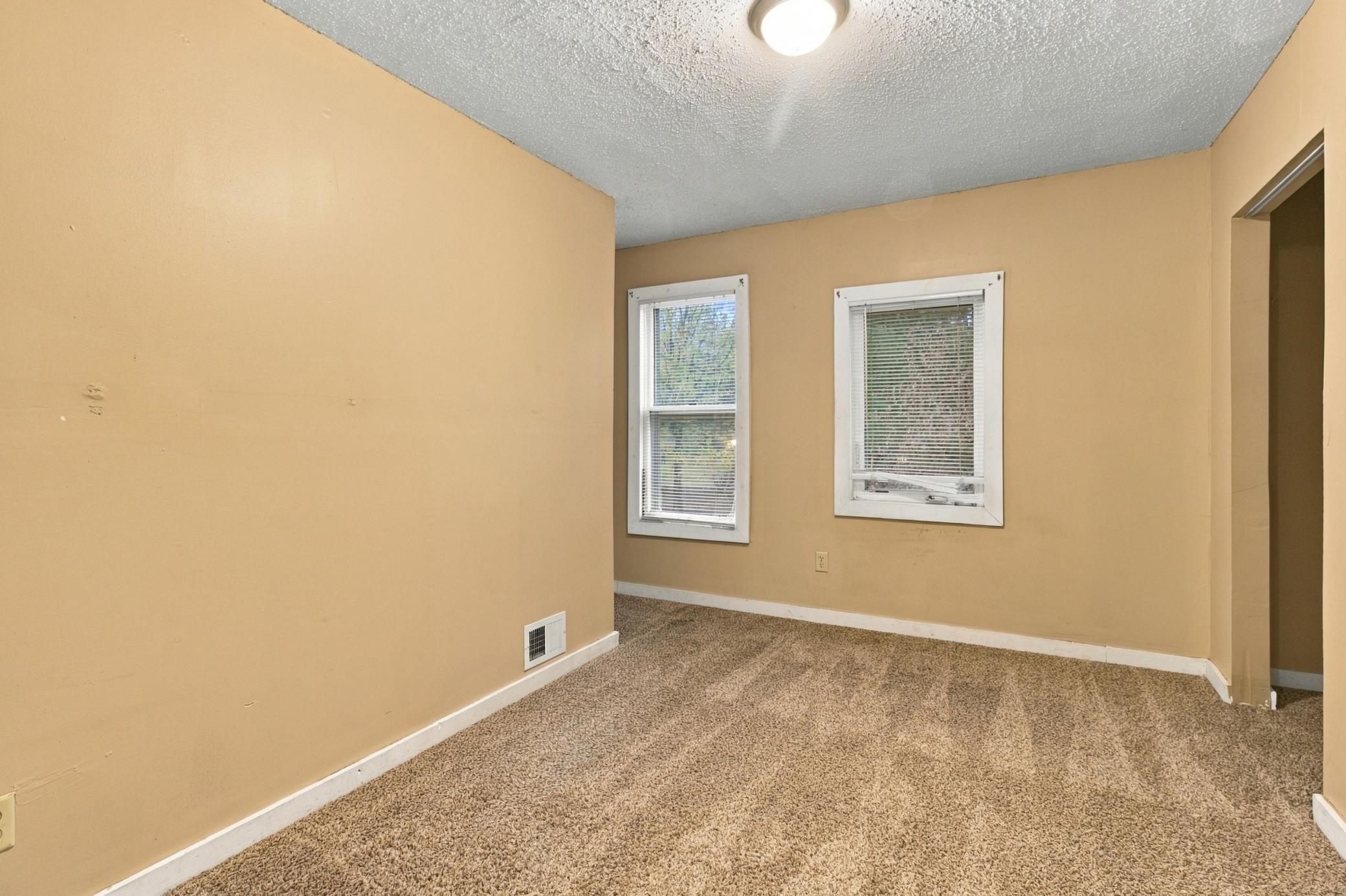 View of Residential at 430 Michigan Street, Saint Paul MN 55102, Saint Paul (26 of 37) - Mike Wilen | Minnesota Team Real Estate