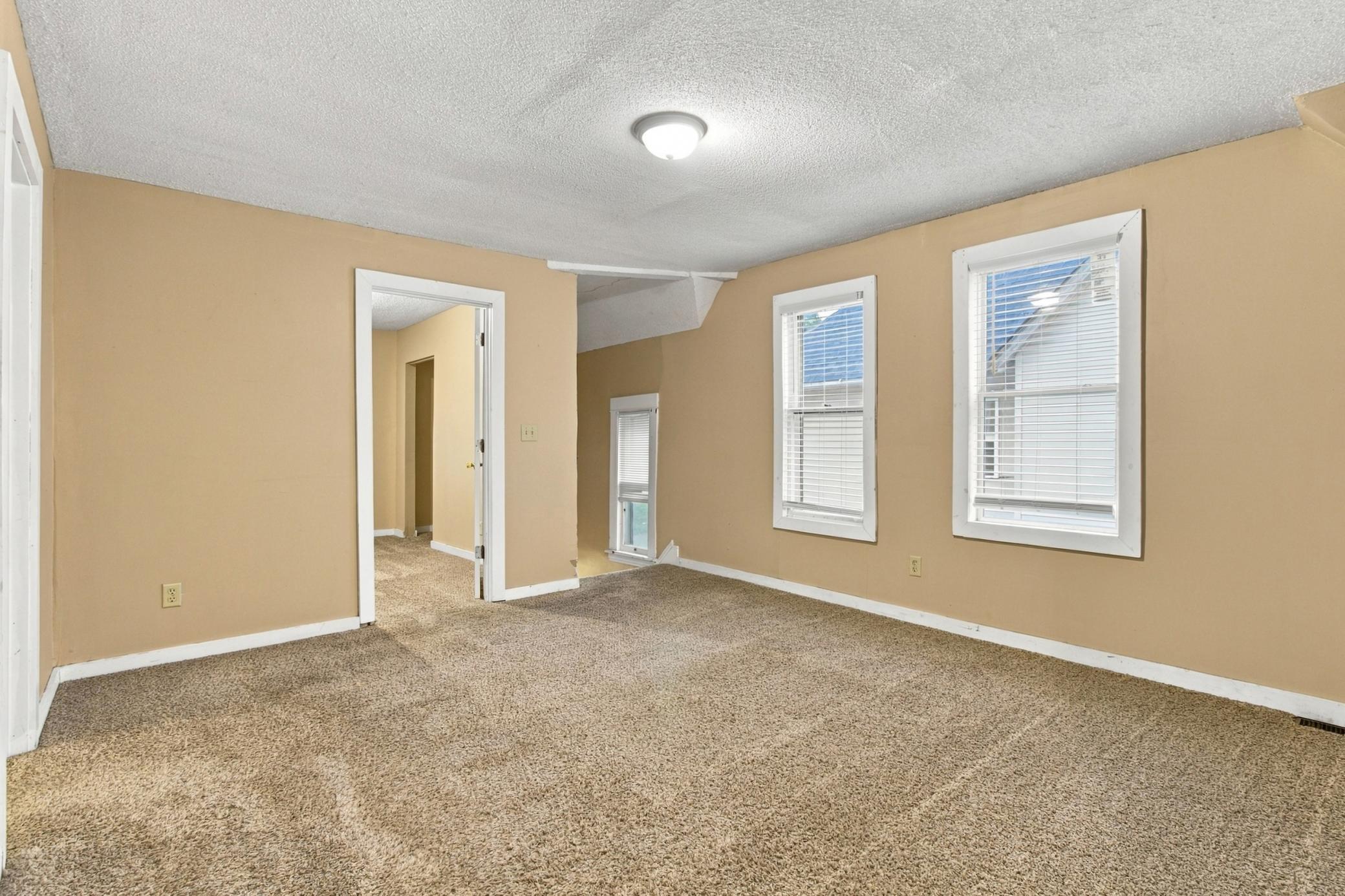 View of Residential at 430 Michigan Street, Saint Paul MN 55102, Saint Paul (24 of 37) - Mike Wilen | Minnesota Team Real Estate