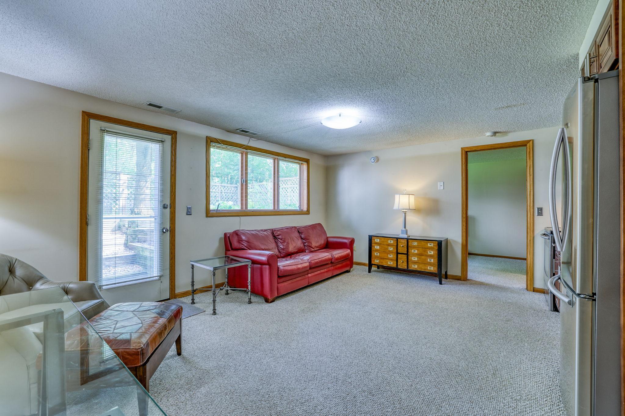 View of Residential at 921 / 923 Dartmouth Place, Minneapolis MN 55414, Minneapolis (21 of 34) - Mike Wilen | Minnesota Team Real Estate