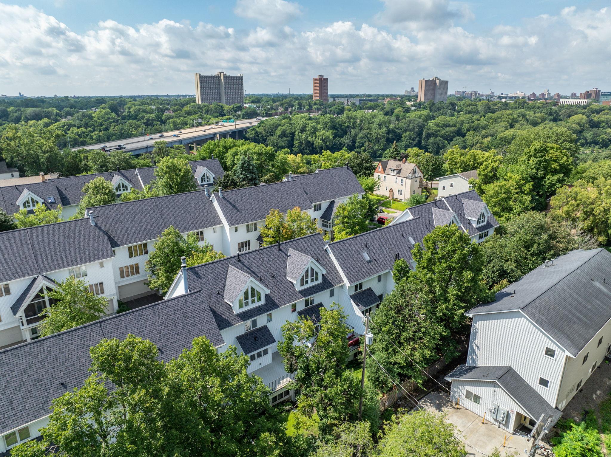 View of Residential at 921 / 923 Dartmouth Place, Minneapolis MN 55414, Minneapolis (30 of 34) - Mike Wilen | Minnesota Team Real Estate