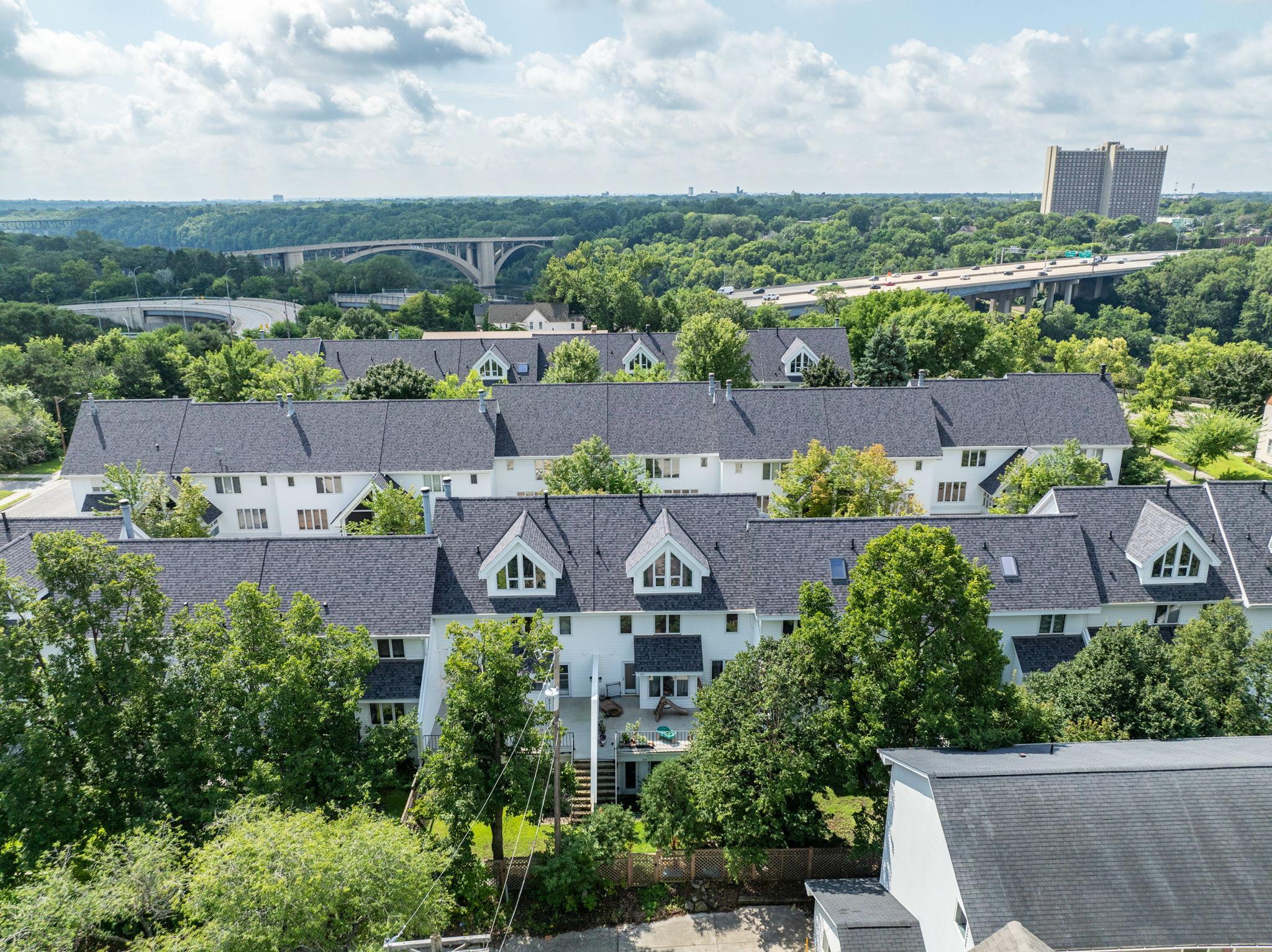 View of Residential at 921 / 923 Dartmouth Place, Minneapolis MN 55414, Minneapolis (31 of 34) - Mike Wilen | Minnesota Team Real Estate