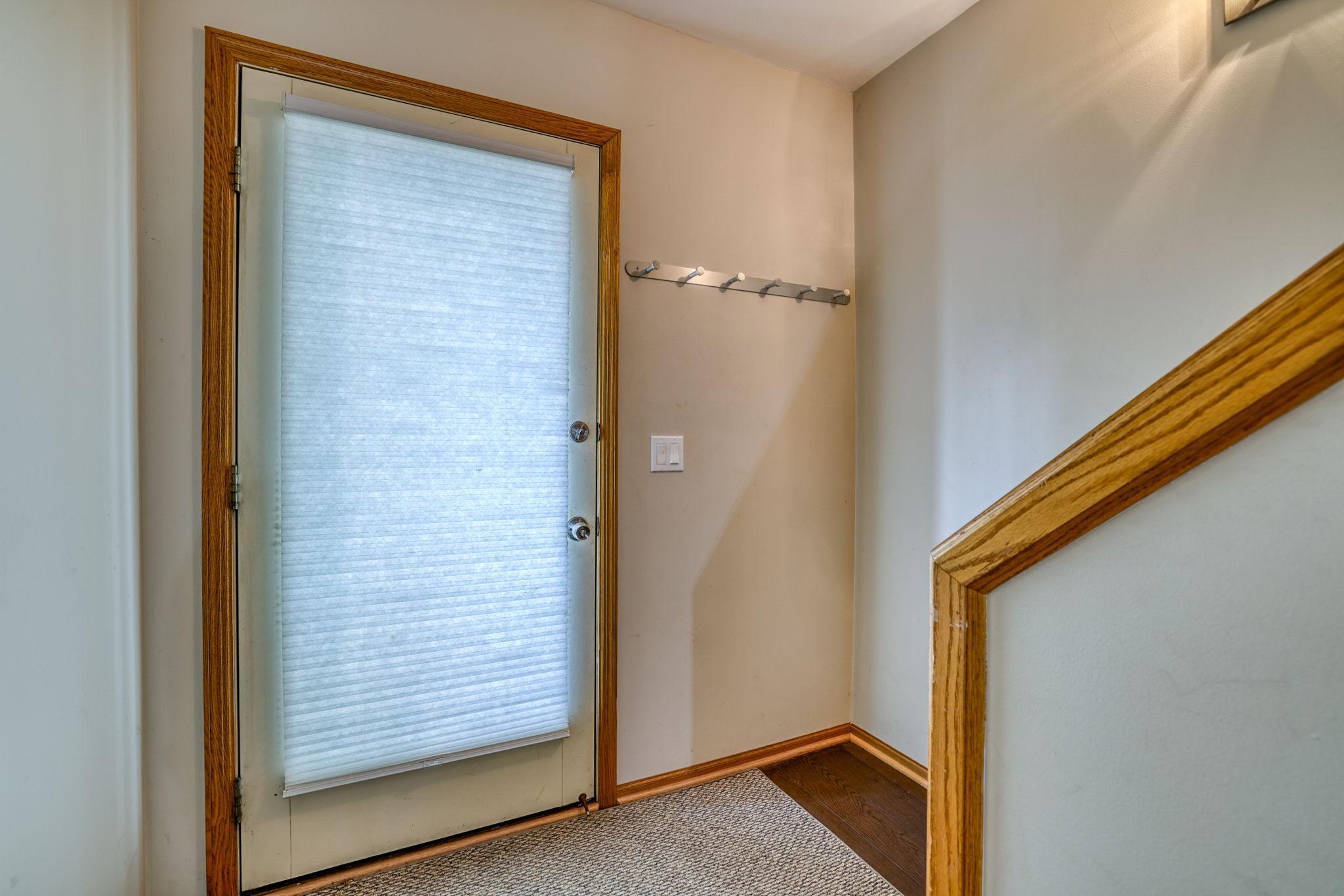 View of Residential at 921 / 923 Dartmouth Place, Minneapolis MN 55414, Minneapolis (33 of 34) - Mike Wilen | Minnesota Team Real Estate