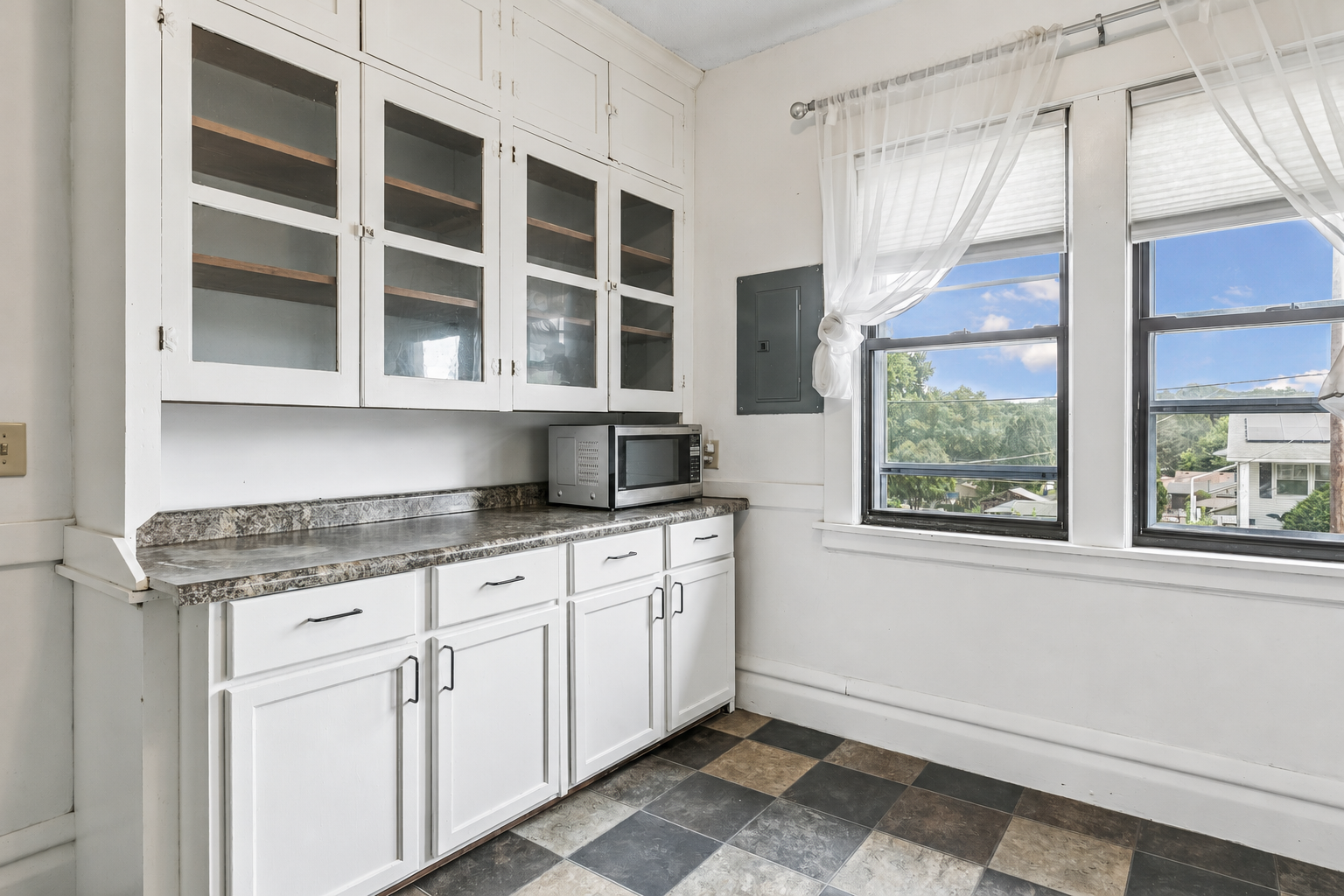 View of Residential Income at 393 Geranium Avenue, Saint Paul MN 55130, Saint Paul (24 of 43) - Mike Wilen | Minnesota Team Real Estate