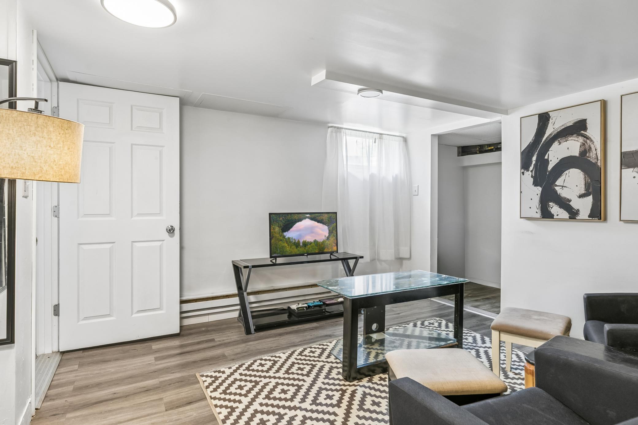 View of Residential Income at 393 Geranium Avenue, Saint Paul MN 55130, Saint Paul (34 of 43) - Mike Wilen | Minnesota Team Real Estate