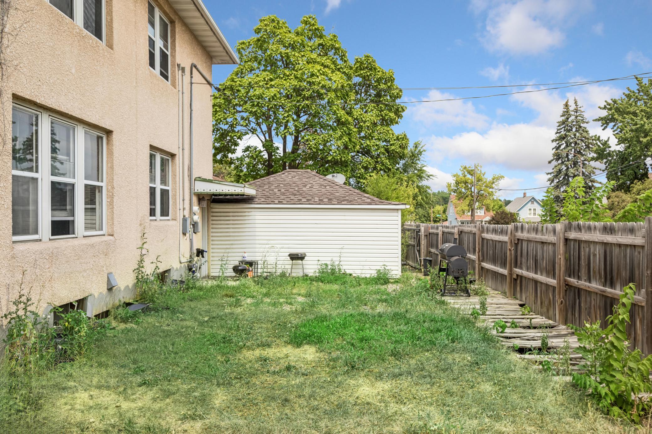 View of Residential Income at 393 Geranium Avenue, Saint Paul MN 55130, Saint Paul (37 of 43) - Mike Wilen | Minnesota Team Real Estate