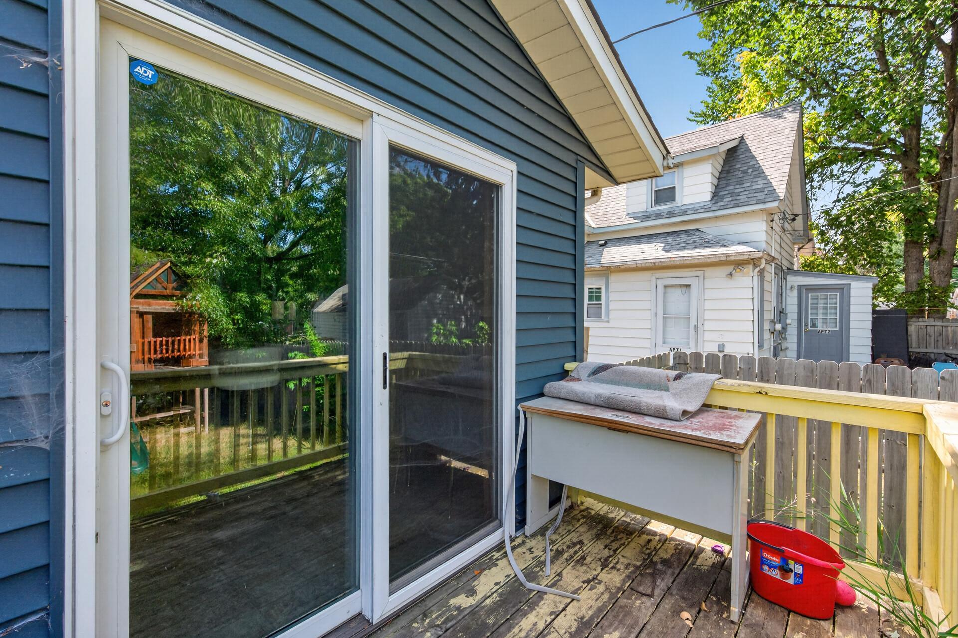 View of Residential at 995 Rose Avenue, Saint Paul MN 55106, Saint Paul (38 of 40) - Mike Wilen | Minnesota Team Real Estate