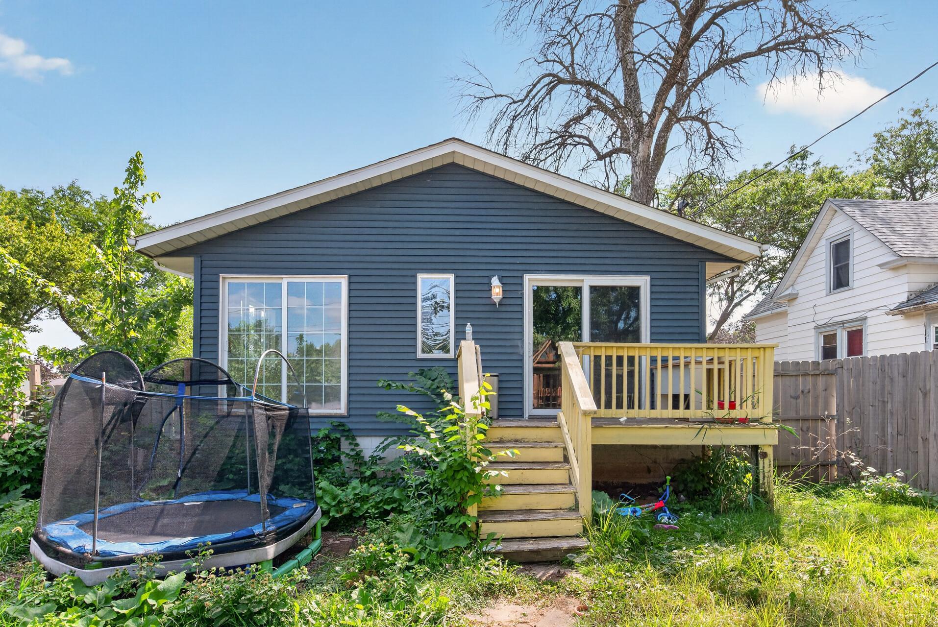 View of Residential at 995 Rose Avenue, Saint Paul MN 55106, Saint Paul (36 of 40) - Mike Wilen | Minnesota Team Real Estate