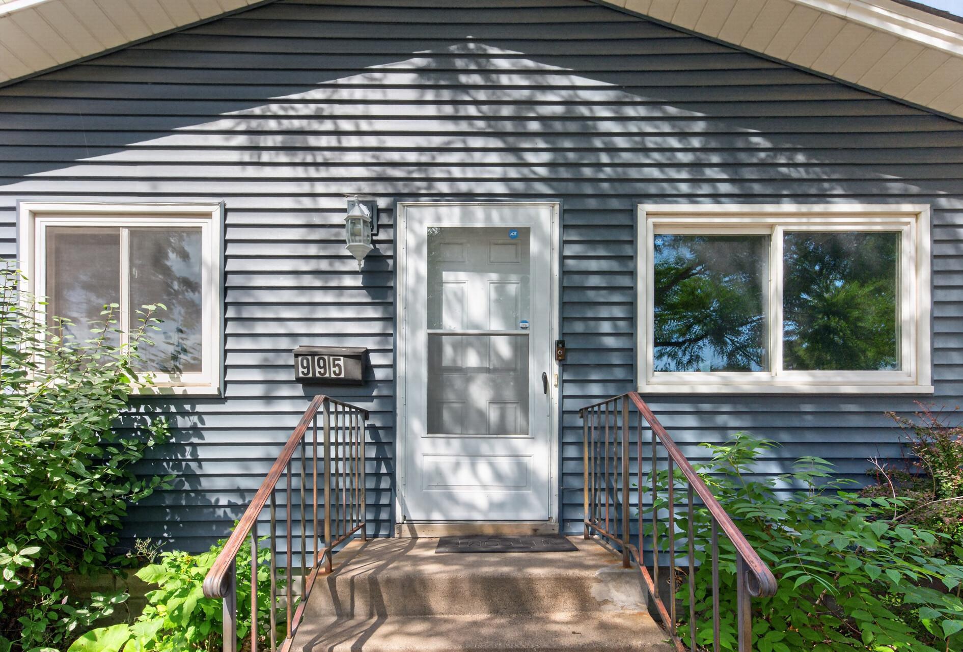 View of Residential at 995 Rose Avenue, Saint Paul MN 55106, Saint Paul (29 of 40) - Mike Wilen | Minnesota Team Real Estate