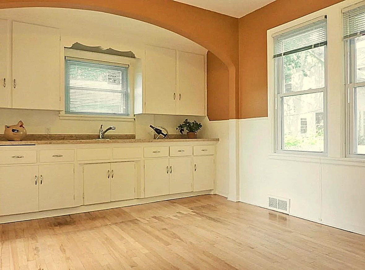 View of Residential Income at 738 Magnolia Avenue, Saint Paul MN 55106, Saint Paul (25 of 30) - Mike Wilen | Minnesota Team Real Estate