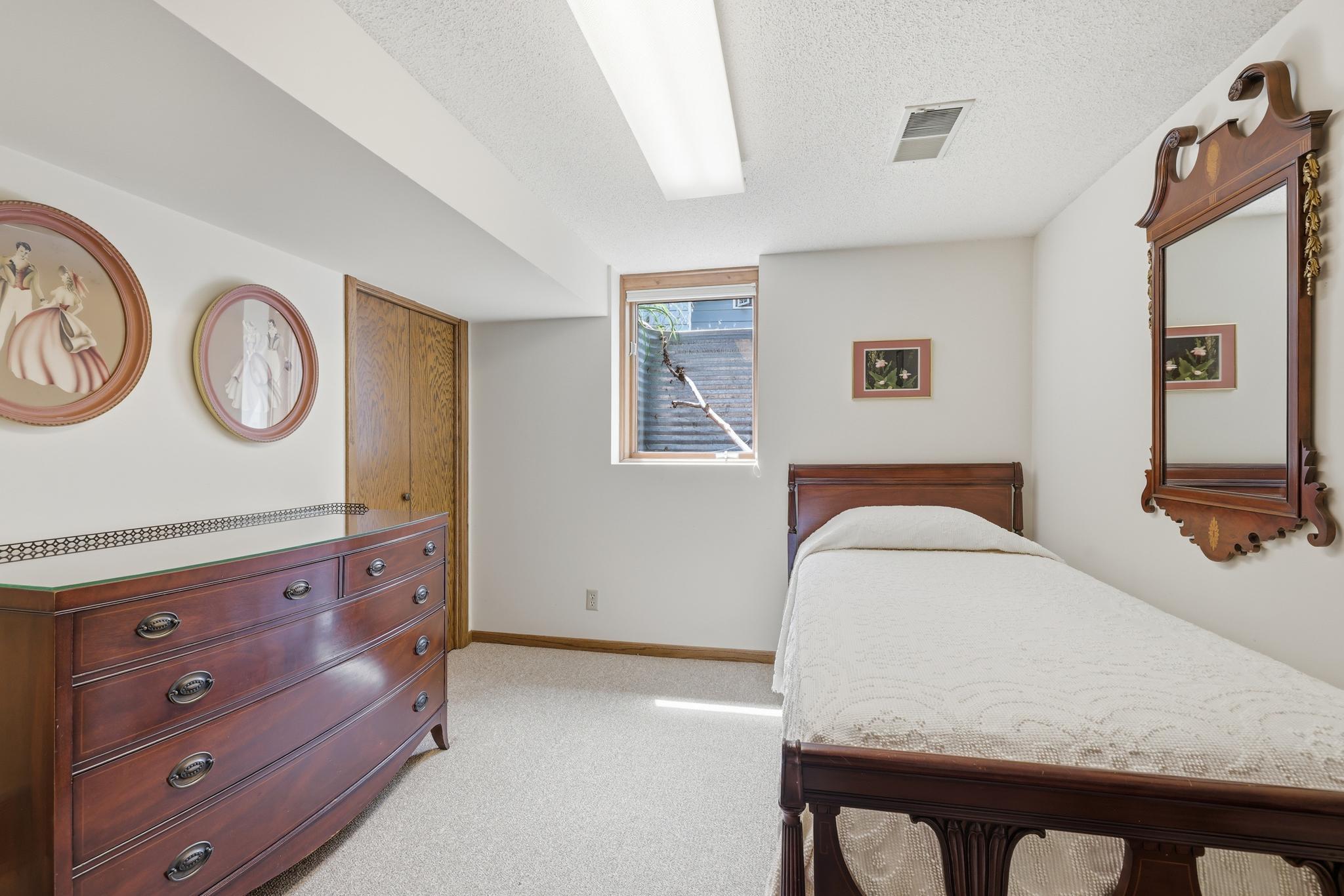 View of Residential at 5356 Holiday Road, Minnetonka MN 55345, Minnetonka (31 of 43) - Mike Wilen | Minnesota Team Real Estate
