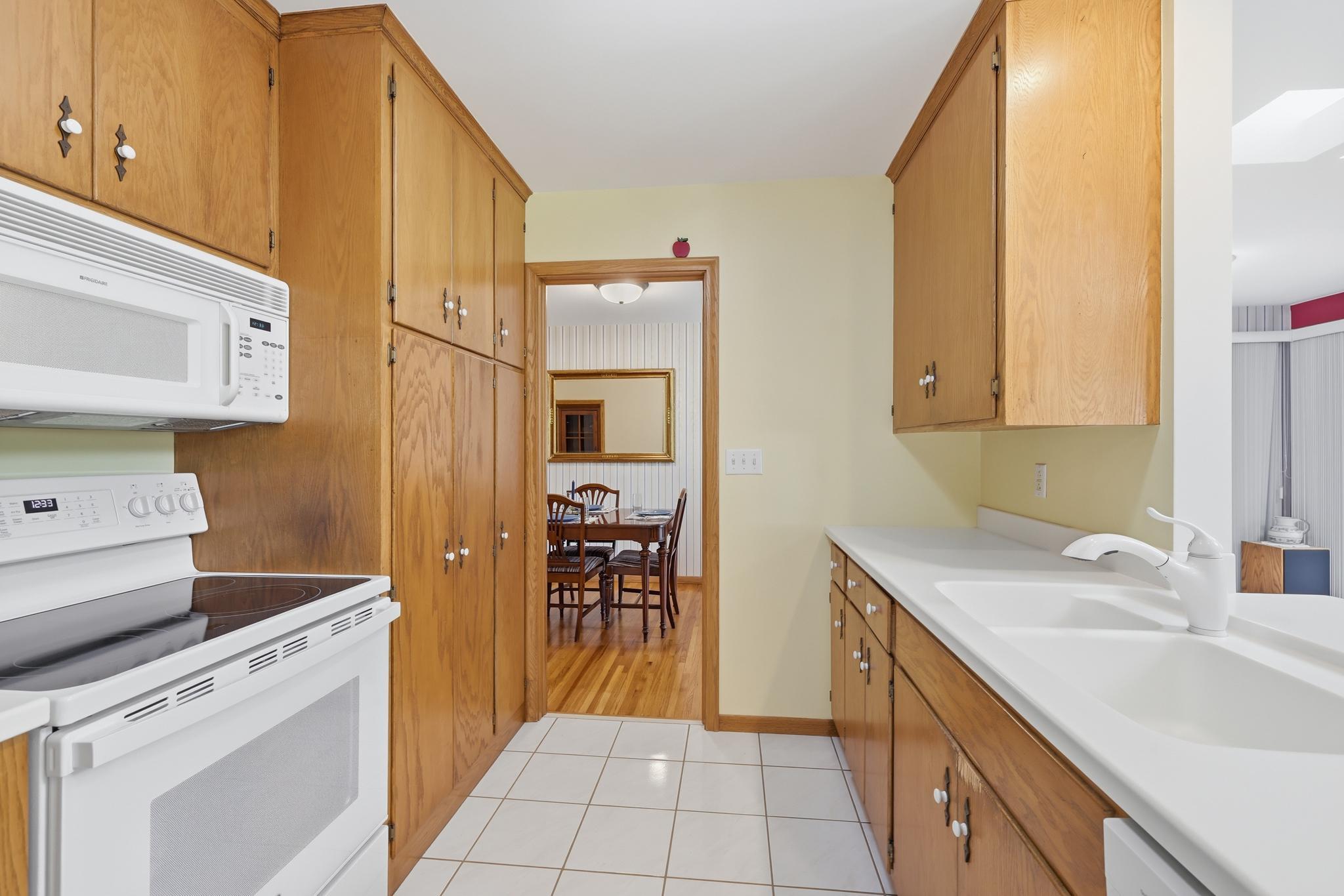 View of Residential at 5356 Holiday Road, Minnetonka MN 55345, Minnetonka (18 of 43) - Mike Wilen | Minnesota Team Real Estate