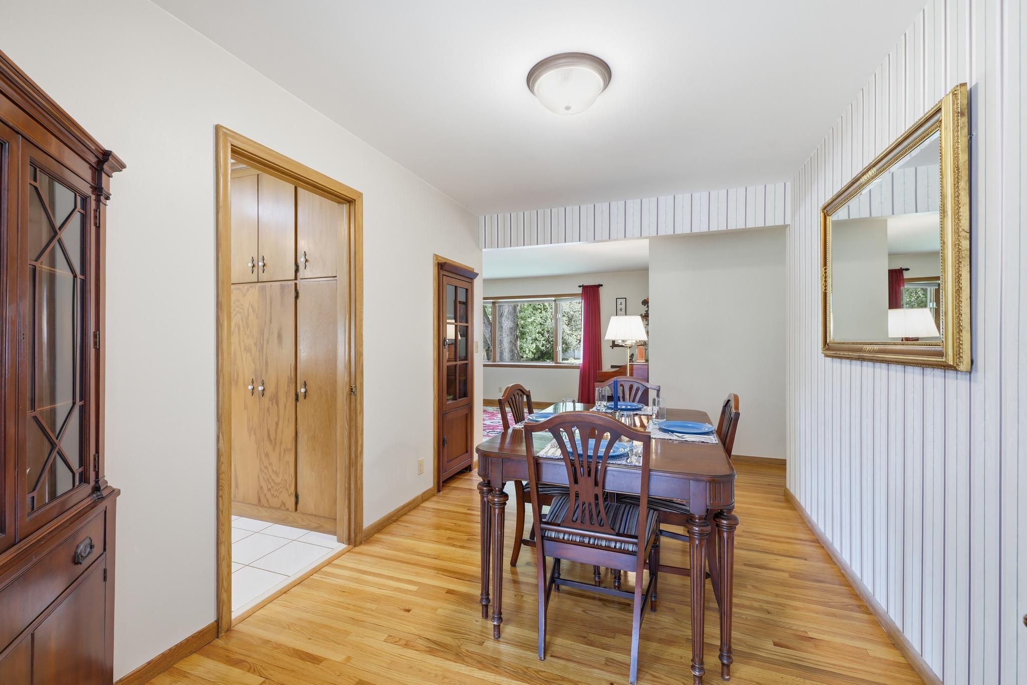 View of Residential at 5356 Holiday Road, Minnetonka MN 55345, Minnetonka (11 of 43) - Mike Wilen | Minnesota Team Real Estate
