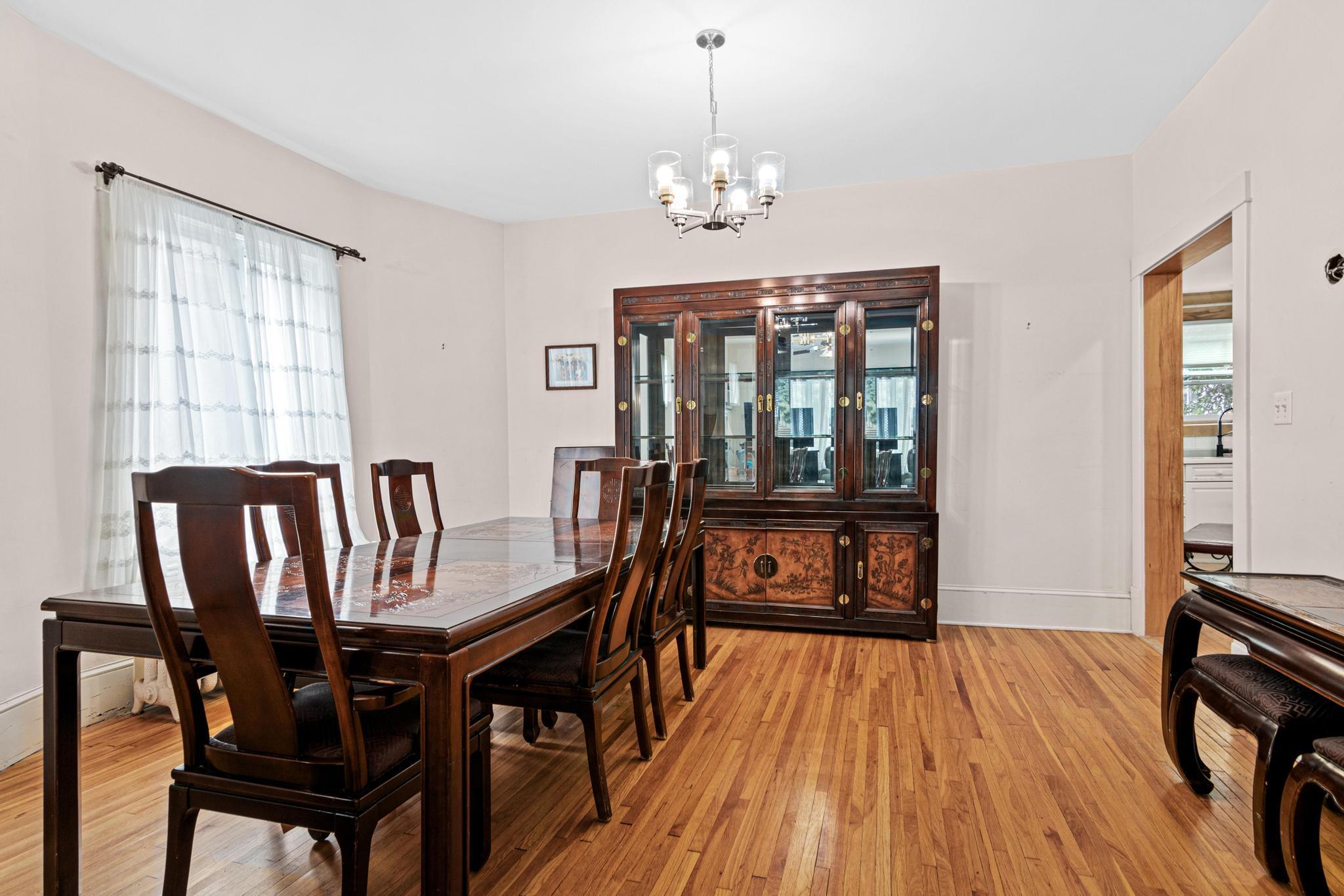 View of Residential at 1870 Laurel Avenue, Saint Paul MN 55104, Saint Paul (11 of 26) - Mike Wilen | Minnesota Team Real Estate