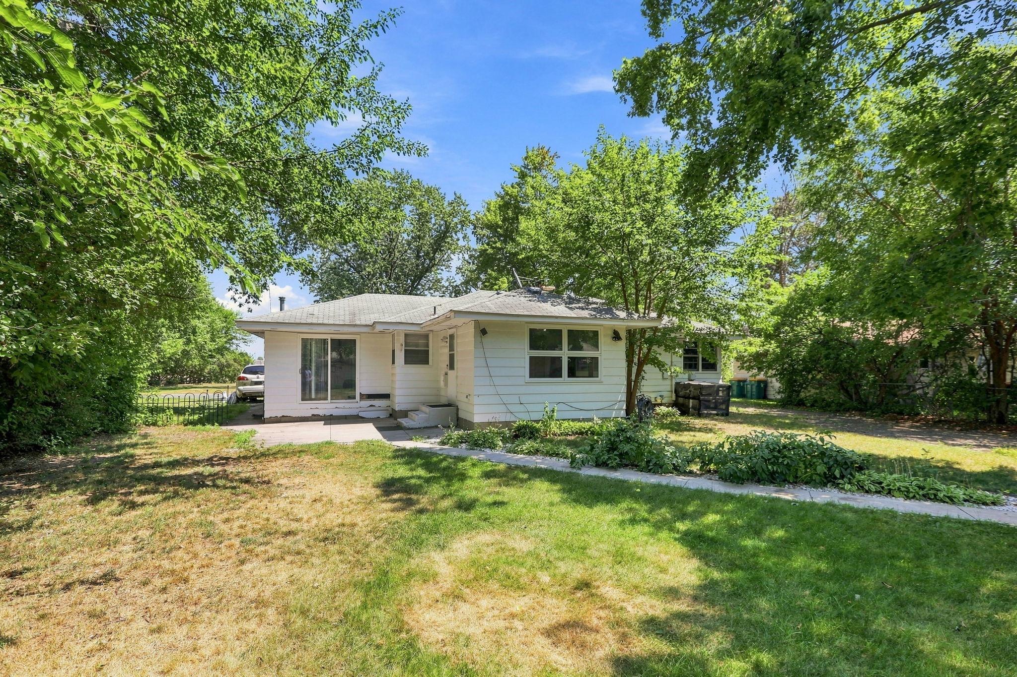 View of Residential at 5355 Northport Drive, Brooklyn Center MN 55429, Brooklyn Center (34 of 38) - Mike Wilen | Minnesota Team Real Estate