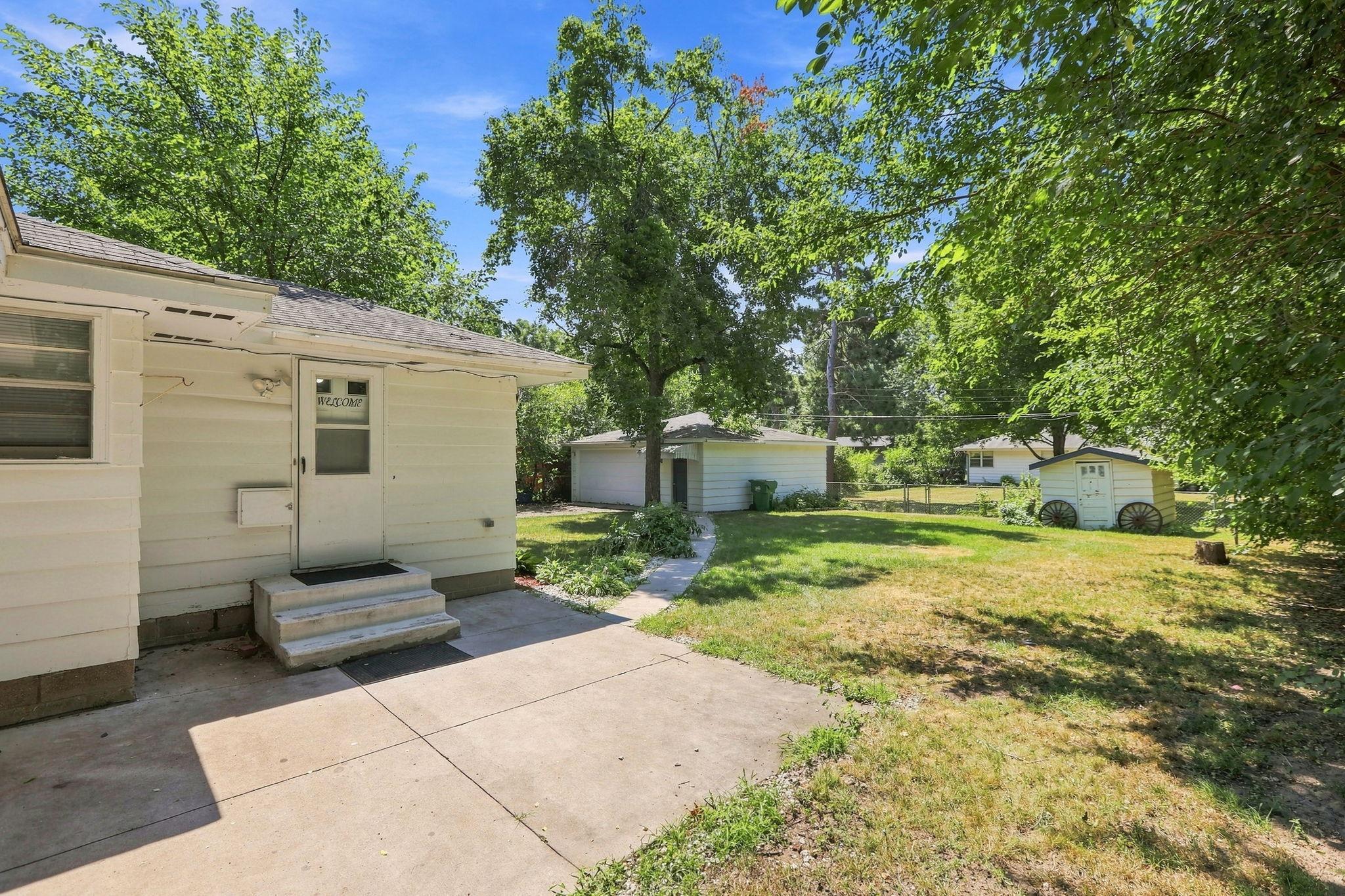 View of Residential at 5355 Northport Drive, Brooklyn Center MN 55429, Brooklyn Center (33 of 38) - Mike Wilen | Minnesota Team Real Estate