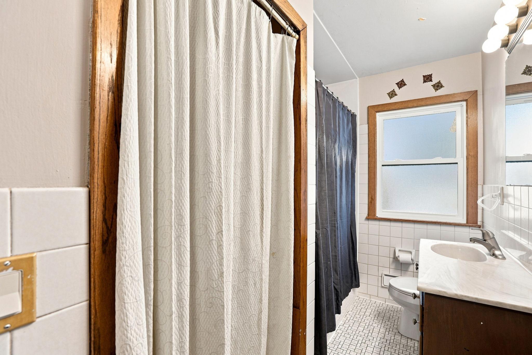 View of Residential at 5355 Northport Drive, Brooklyn Center MN 55429, Brooklyn Center (23 of 38) - Mike Wilen | Minnesota Team Real Estate