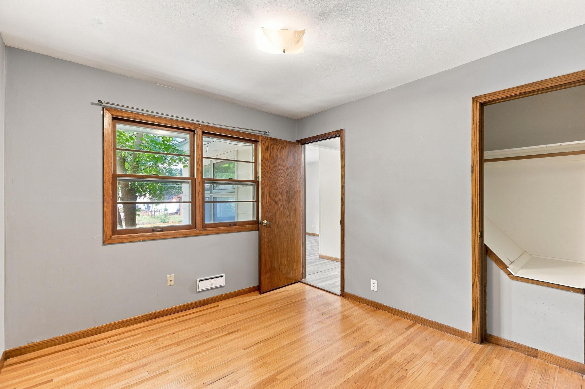 View of Residential at 5355 Northport Drive, Brooklyn Center MN 55429, Brooklyn Center (22 of 38) - Mike Wilen | Minnesota Team Real Estate