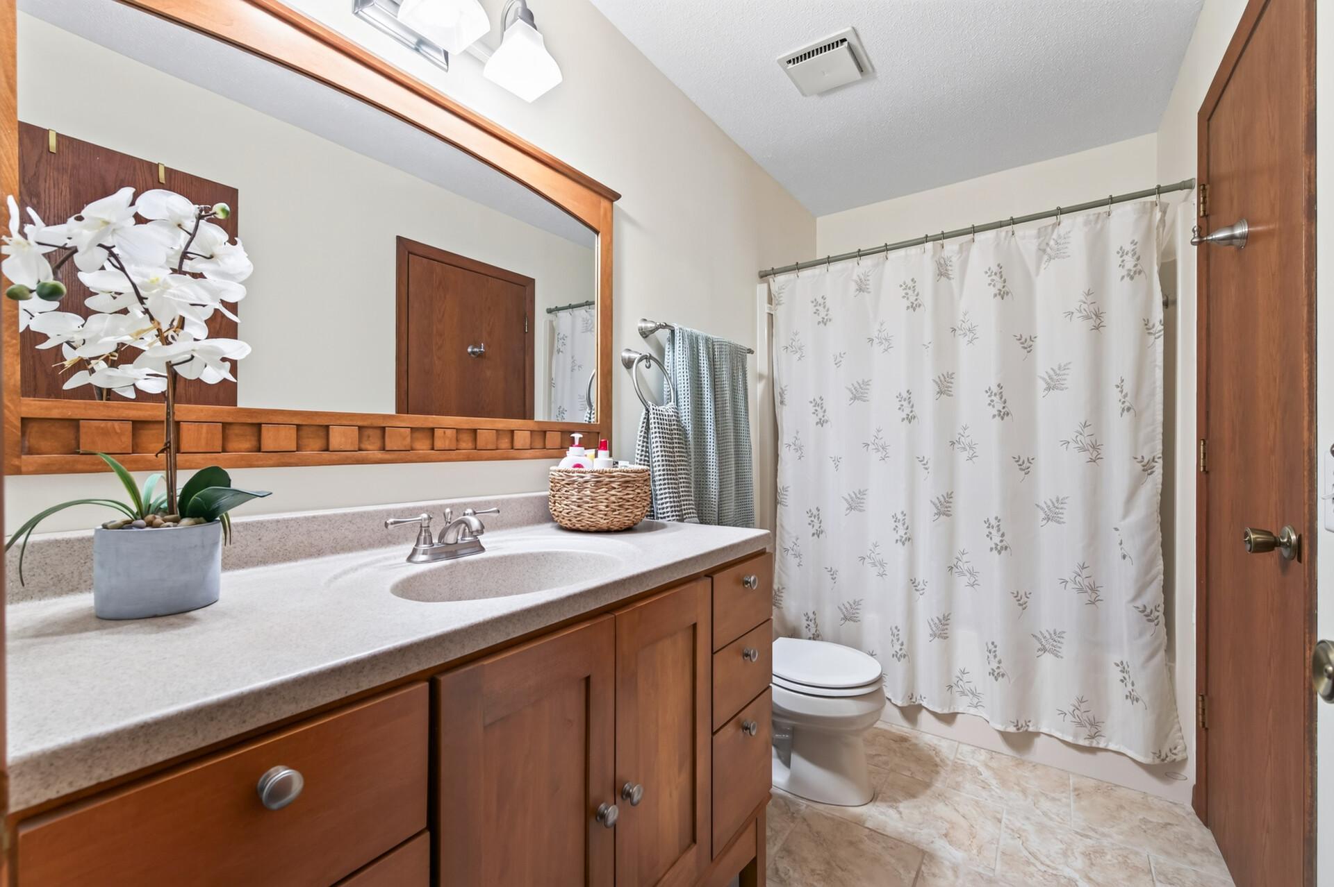 View of Residential Income at 408-410 Cardigan Road, Shoreview MN 55126, Shoreview (13 of 45) - Mike Wilen | Minnesota Team Real Estate