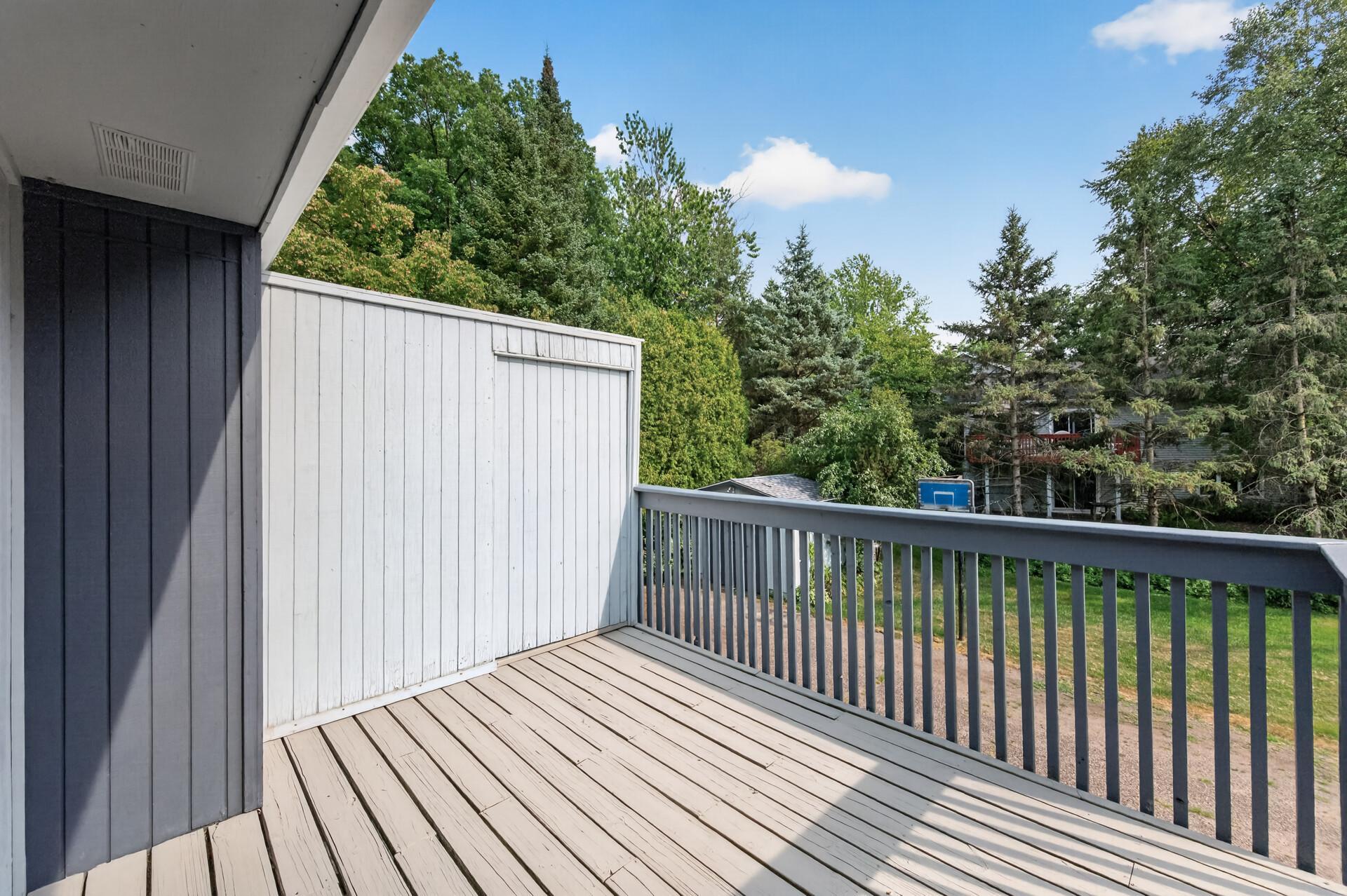 View of Residential Income at 408-410 Cardigan Road, Shoreview MN 55126, Shoreview (25 of 45) - Mike Wilen | Minnesota Team Real Estate