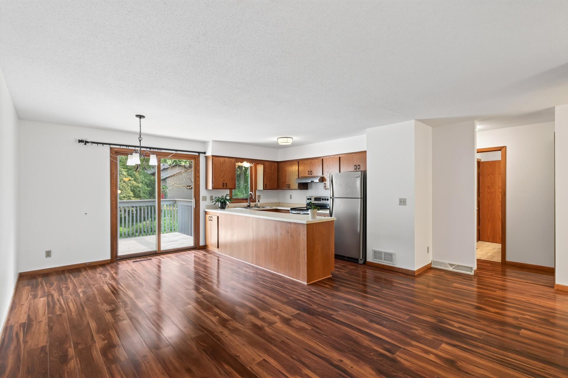View of Residential Income at 408-410 Cardigan Road, Shoreview MN 55126, Shoreview (23 of 45) - Mike Wilen | Minnesota Team Real Estate
