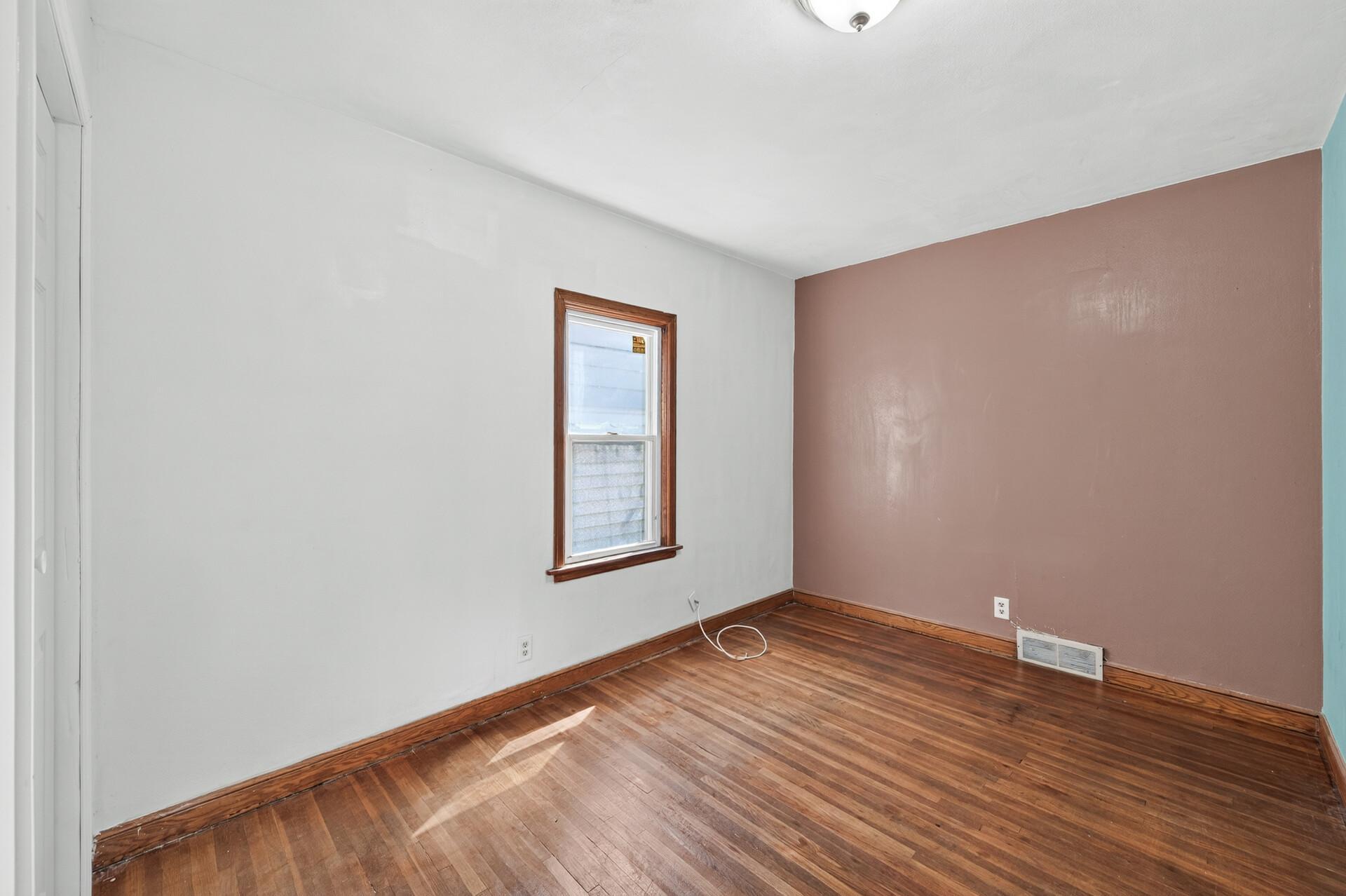 View of Residential at 32 Maryland Avenue, Saint Paul MN 55117, Saint Paul (19 of 43) - Mike Wilen | Minnesota Team Real Estate