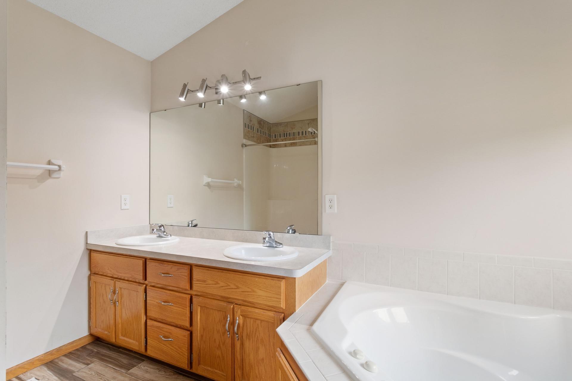 View of Residential at 10049 Butternut Court, Brooklyn Park MN 55443, Brooklyn Park (8 of 30) - Mike Wilen | Minnesota Team Real Estate