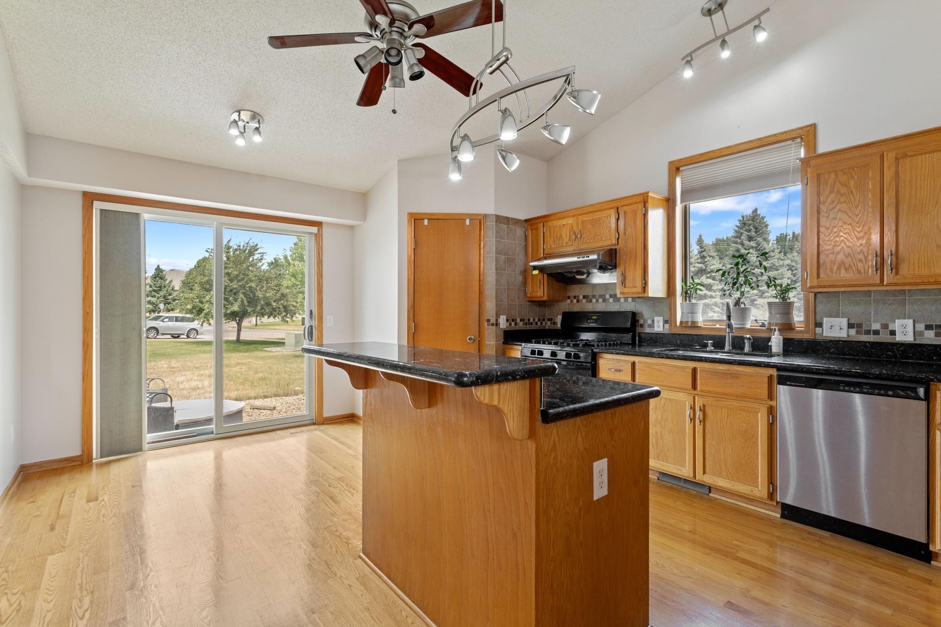 View of Residential at 10049 Butternut Court, Brooklyn Park MN 55443, Brooklyn Park (4 of 30) - Mike Wilen | Minnesota Team Real Estate