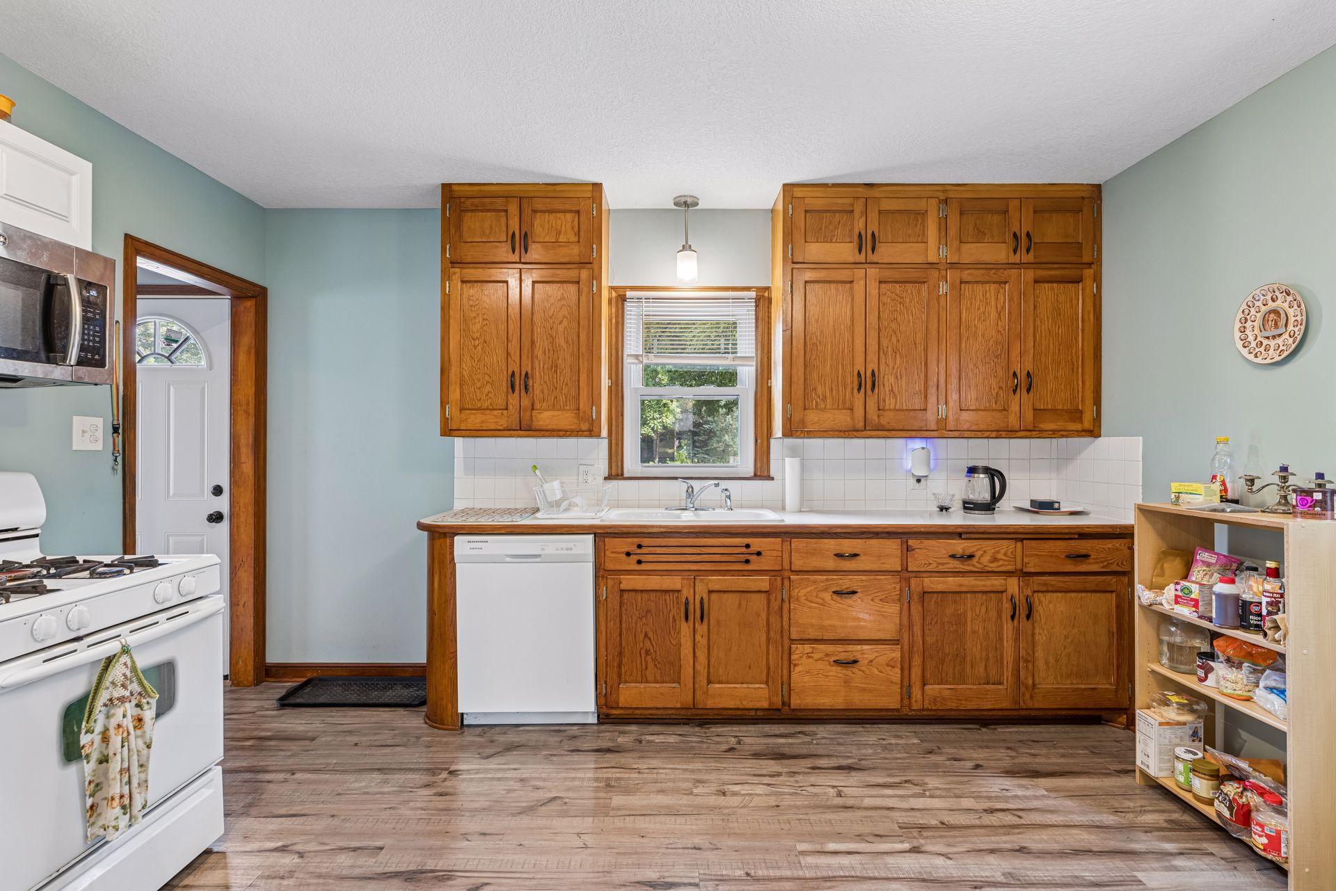 View of Residential at 870 22nd Avenue, Minneapolis MN 55414, Minneapolis (12 of 46) - Mike Wilen | Minnesota Team Real Estate