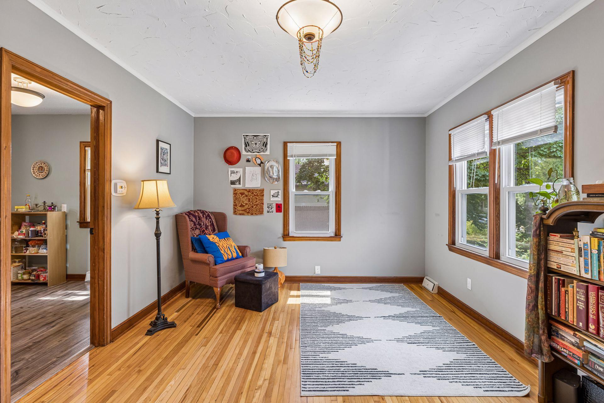 View of Residential at 870 22nd Avenue, Minneapolis MN 55414, Minneapolis (8 of 46) - Mike Wilen | Minnesota Team Real Estate