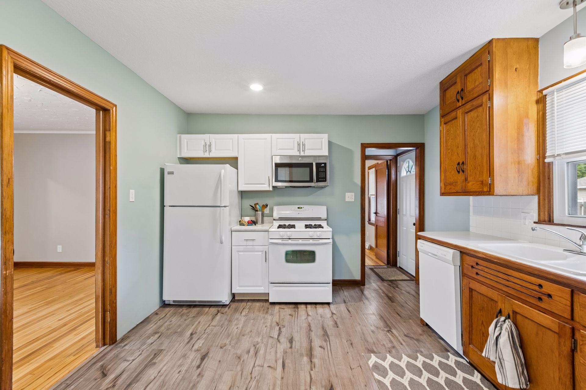 View of Residential at 870 22nd Avenue, Minneapolis MN 55414, Minneapolis (15 of 46) - Mike Wilen | Minnesota Team Real Estate
