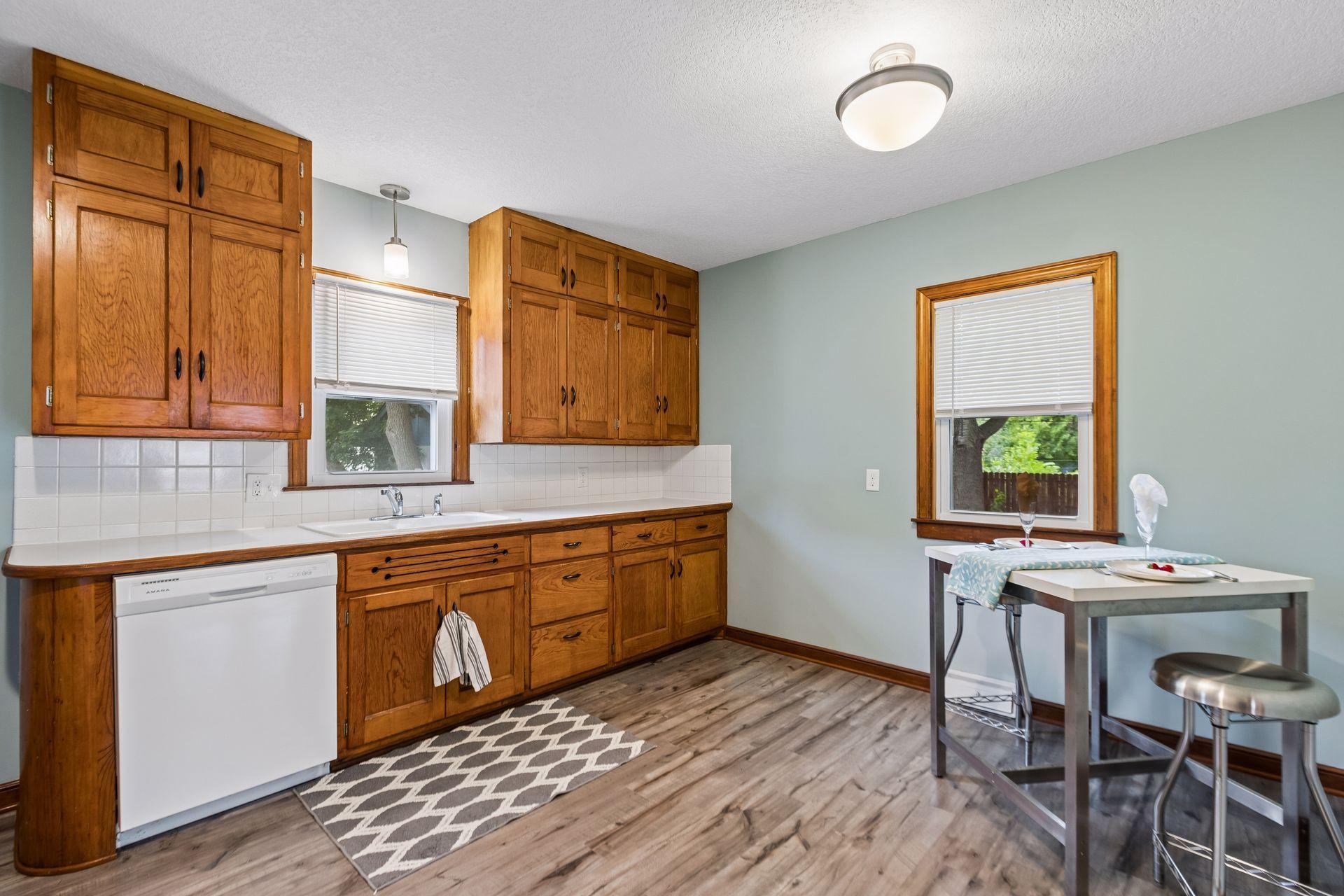 View of Residential at 870 22nd Avenue, Minneapolis MN 55414, Minneapolis (11 of 46) - Mike Wilen | Minnesota Team Real Estate