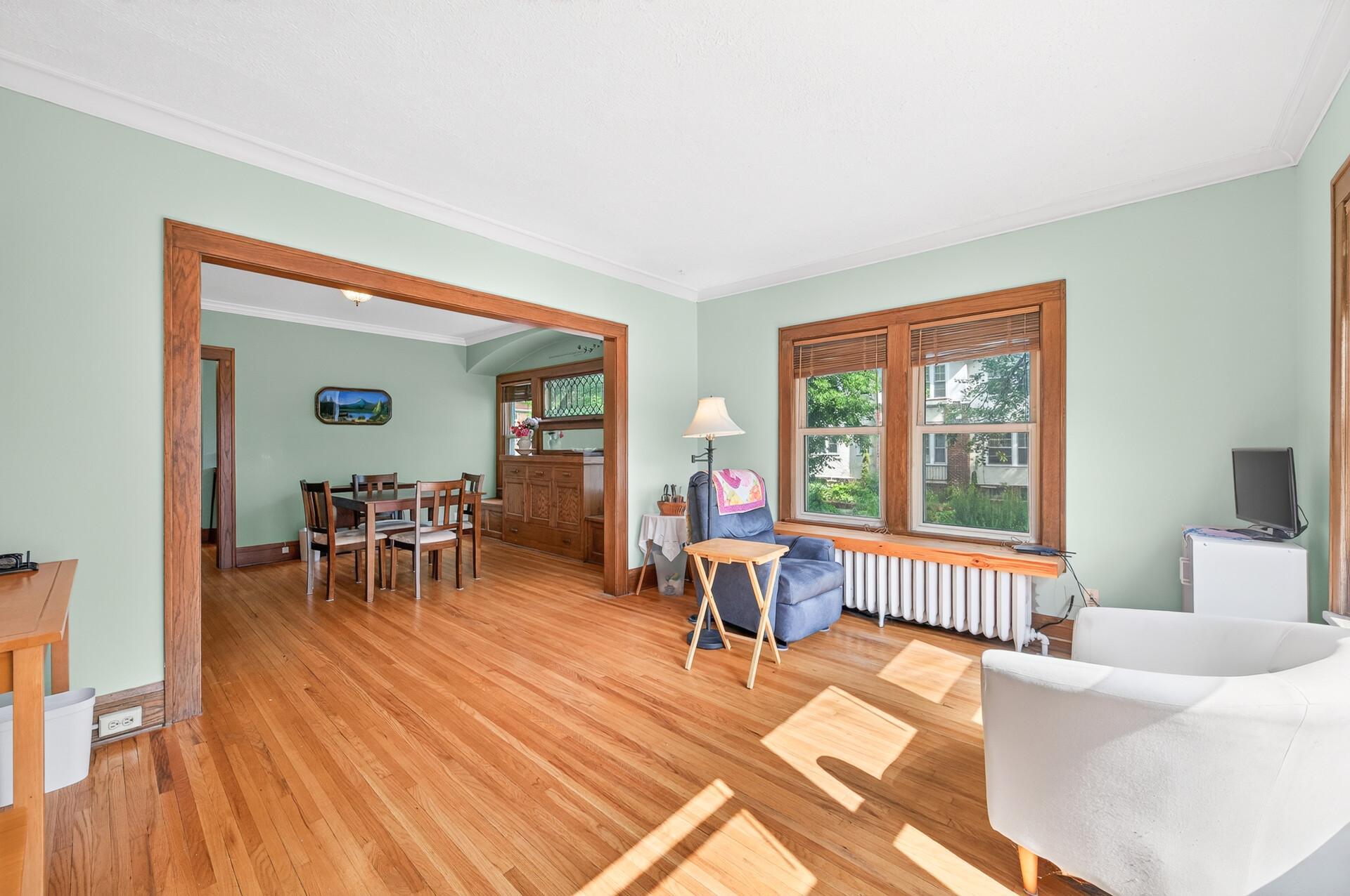 View of Residential at 3701 Grand Avenue #3, Minneapolis MN 55409, Minneapolis (5 of 19) - Mike Wilen | Minnesota Team Real Estate