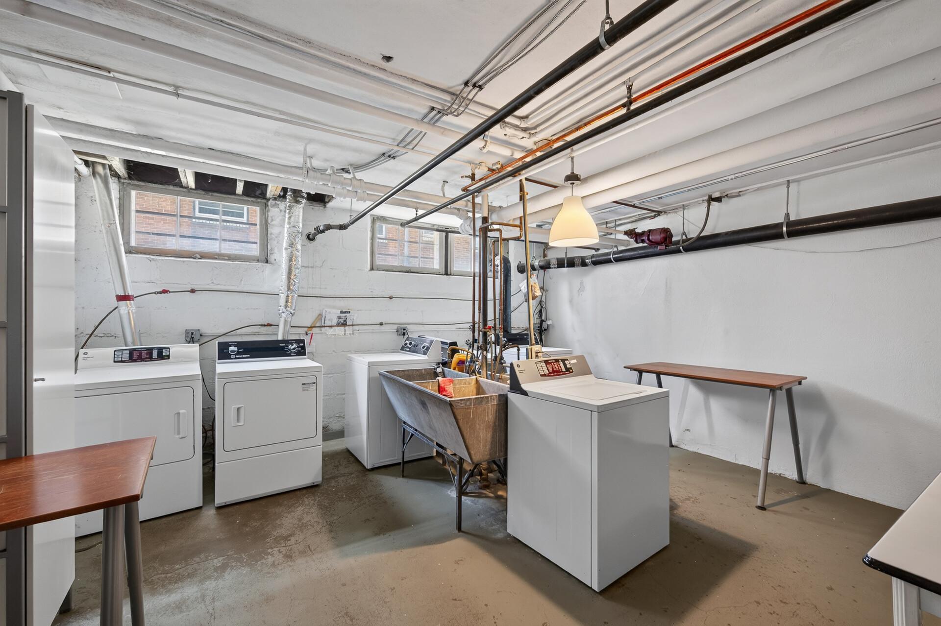View of Residential at 3701 Grand Avenue #3, Minneapolis MN 55409, Minneapolis (15 of 19) - Mike Wilen | Minnesota Team Real Estate