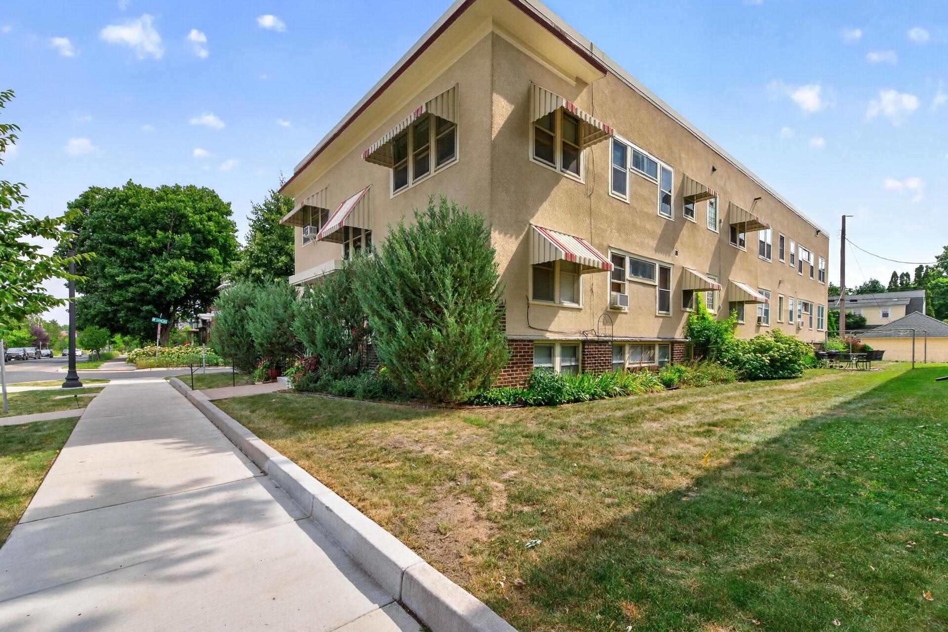 View of Residential at 3701 Grand Avenue #3, Minneapolis MN 55409, Minneapolis (19 of 19) - Mike Wilen | Minnesota Team Real Estate