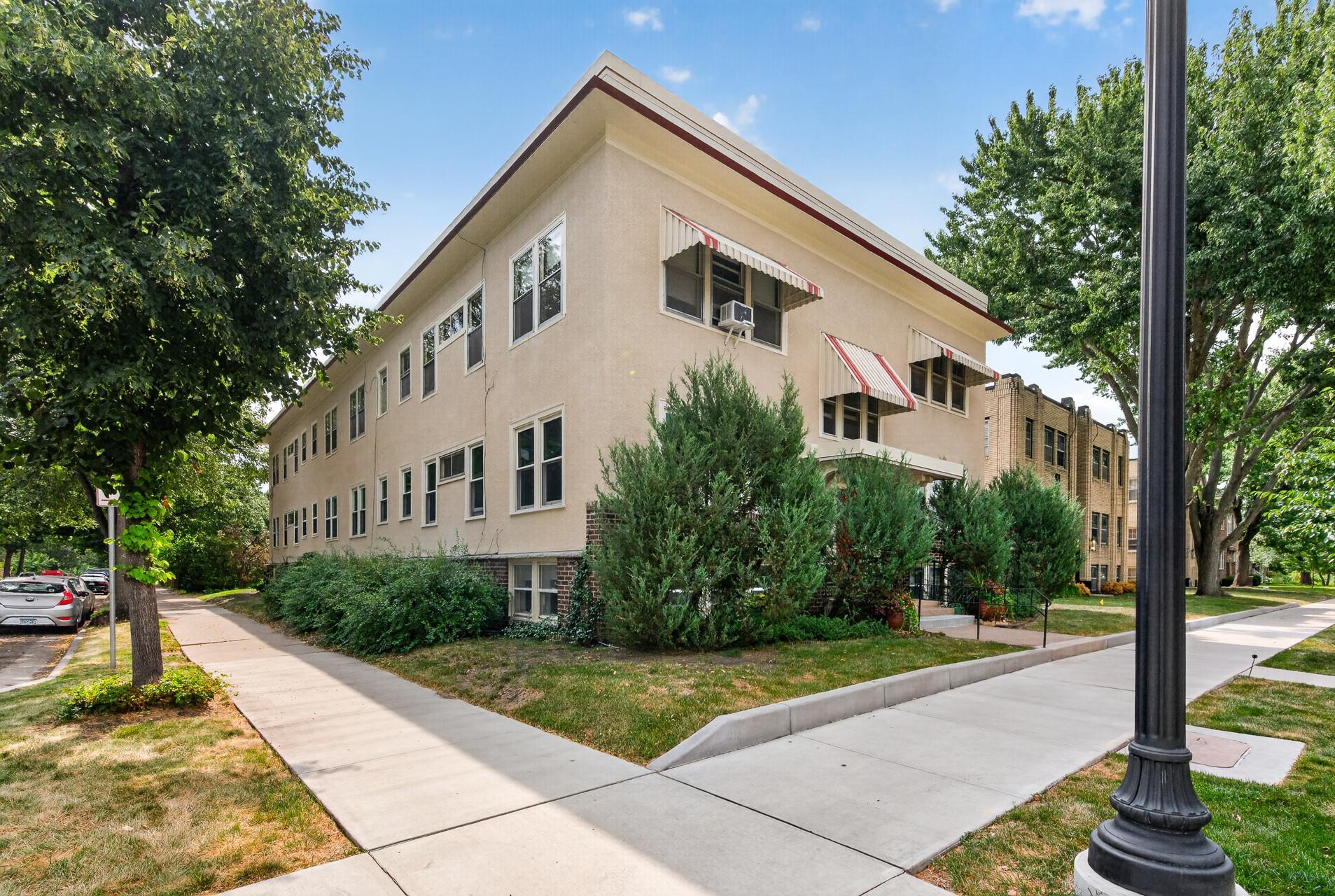 View of Residential at 3701 Grand Avenue #3, Minneapolis MN 55409, Minneapolis (18 of 19) - Mike Wilen | Minnesota Team Real Estate