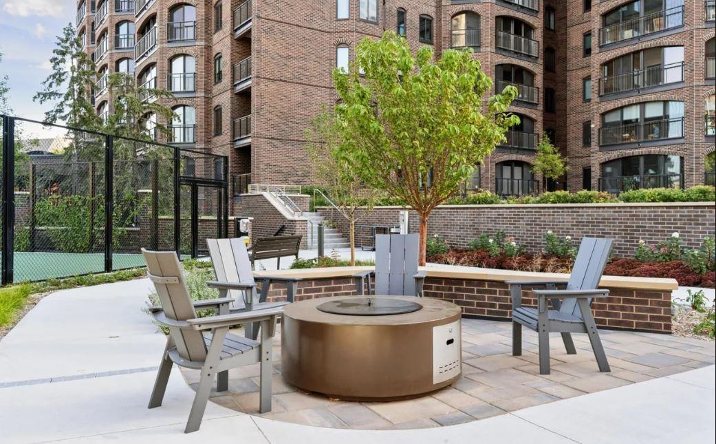 View of Residential at 1235 Yale Place #1701, Minneapolis MN 55403, Minneapolis (75 of 85) - Mike Wilen | Minnesota Team Real Estate