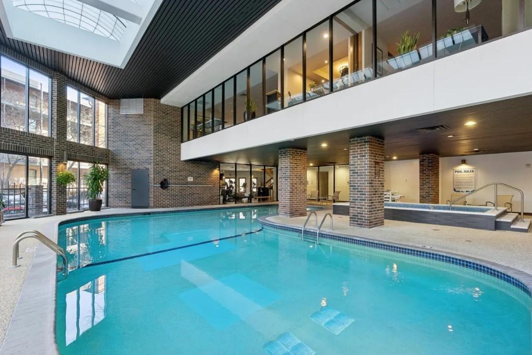View of Residential at 1235 Yale Place #1701, Minneapolis MN 55403, Minneapolis (54 of 85) - Mike Wilen | Minnesota Team Real Estate