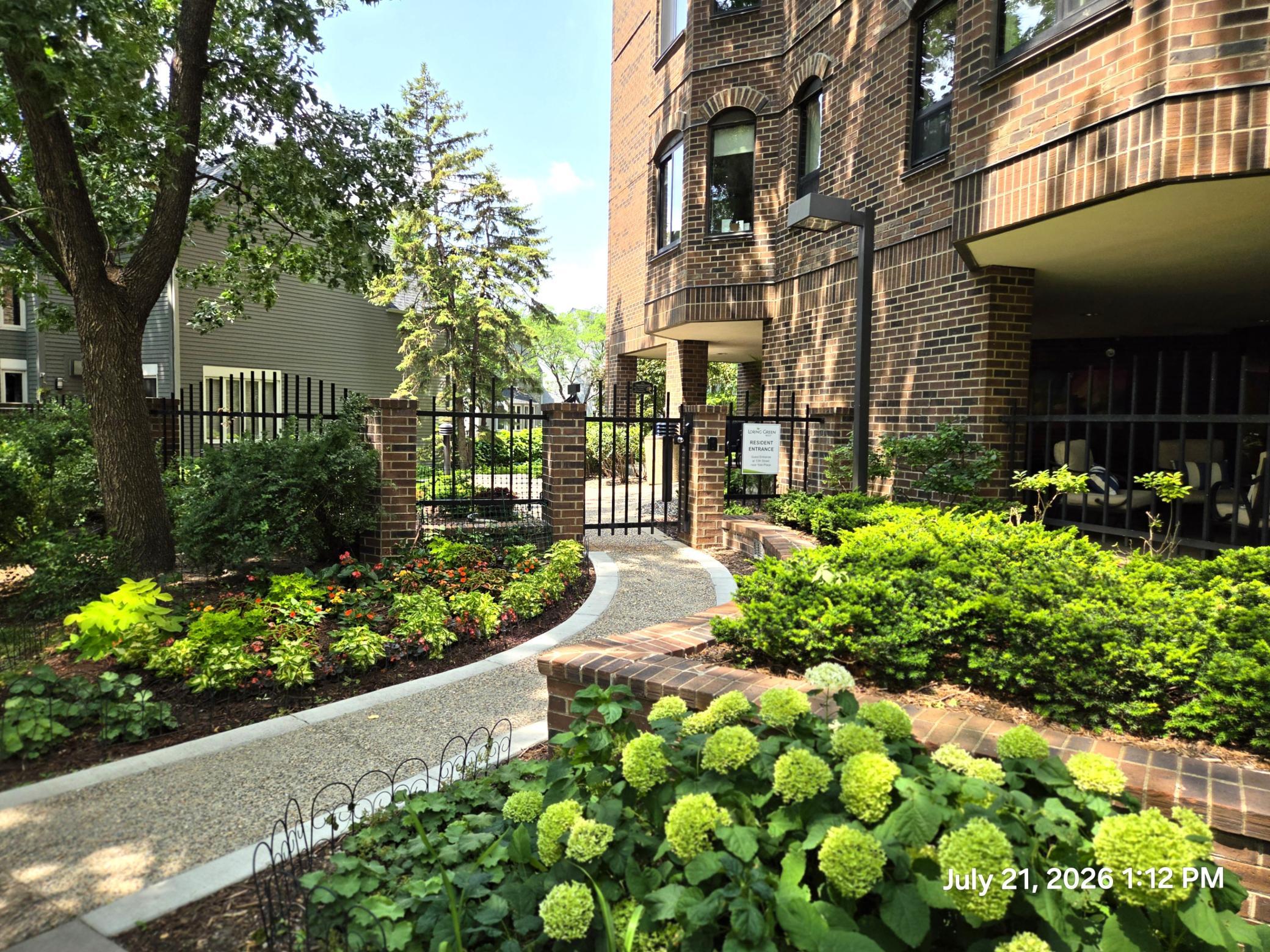 View of Residential at 1235 Yale Place #1701, Minneapolis MN 55403, Minneapolis (45 of 85) - Mike Wilen | Minnesota Team Real Estate
