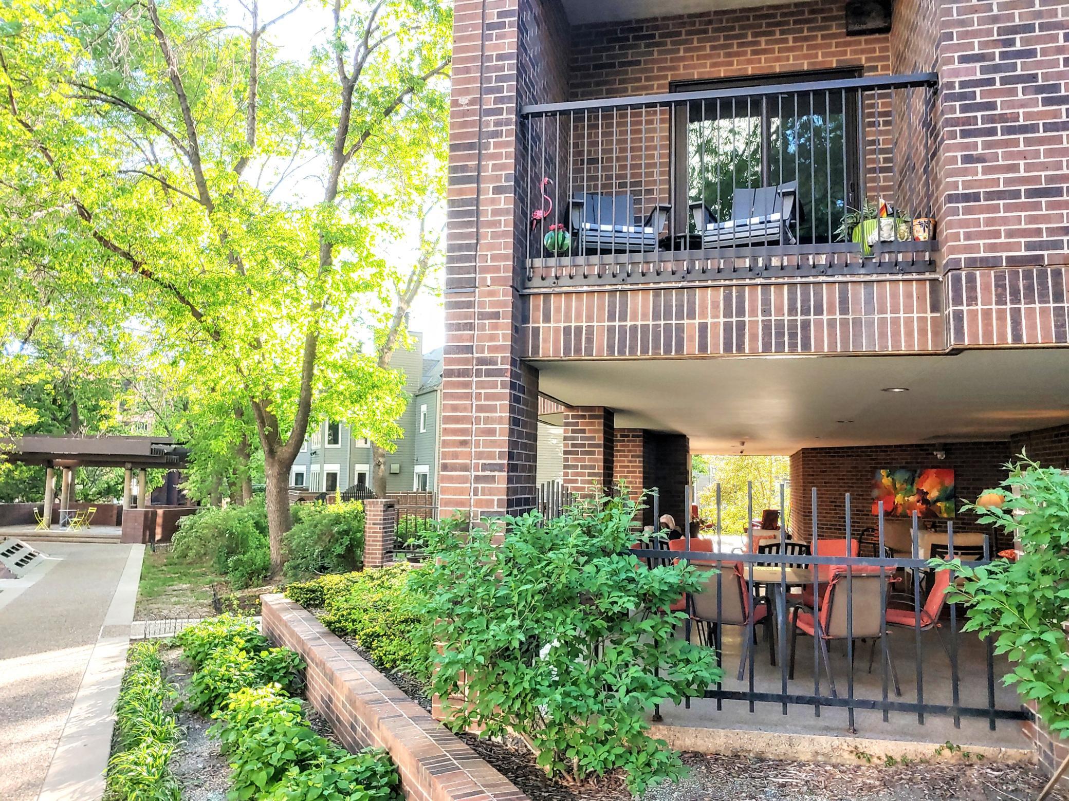 View of Residential at 1235 Yale Place #1701, Minneapolis MN 55403, Minneapolis (44 of 85) - Mike Wilen | Minnesota Team Real Estate