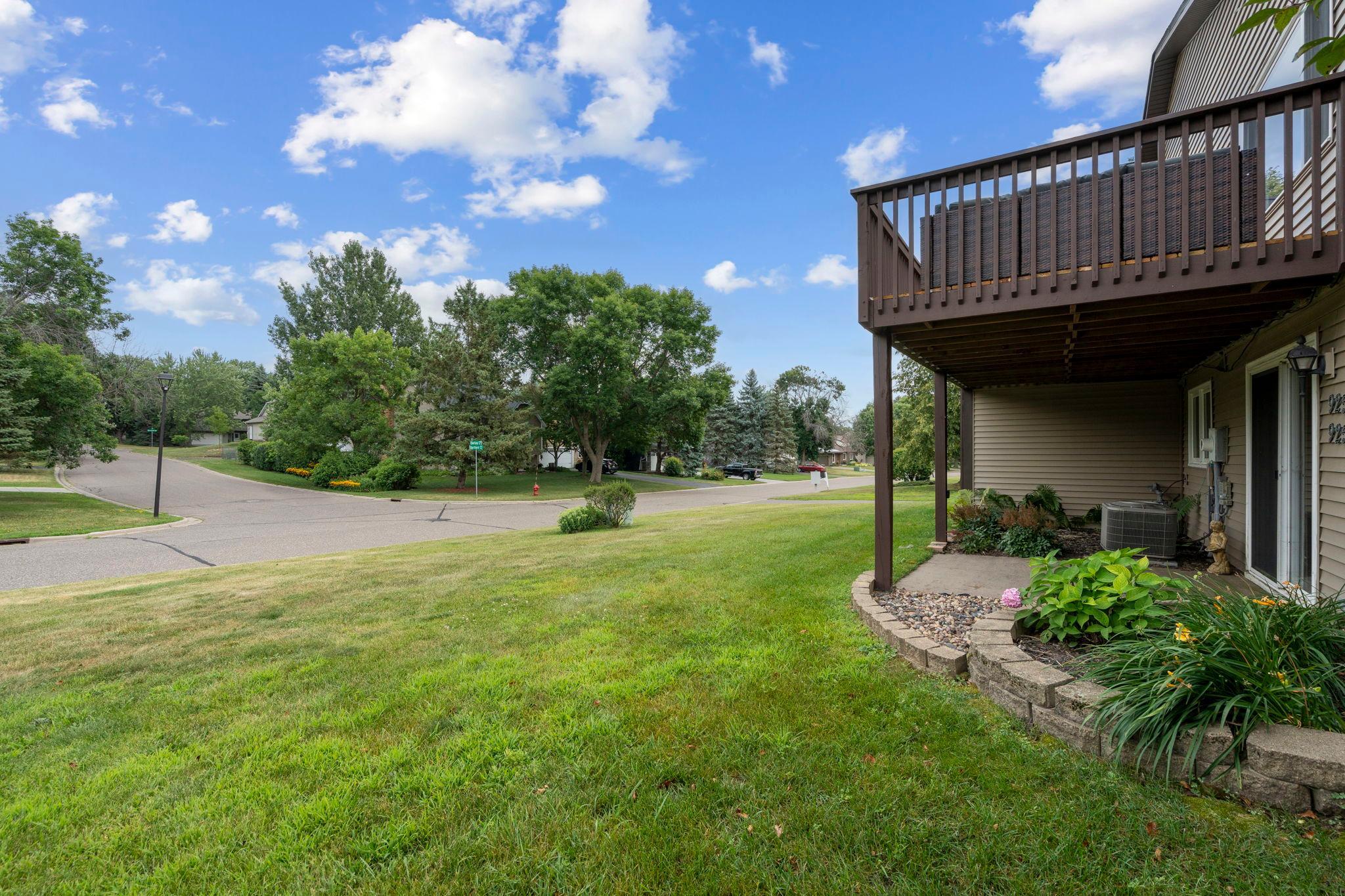 View of Residential at 9257 Dartford Road, Woodbury MN 55125, Woodbury (31 of 33) - Mike Wilen | Minnesota Team Real Estate