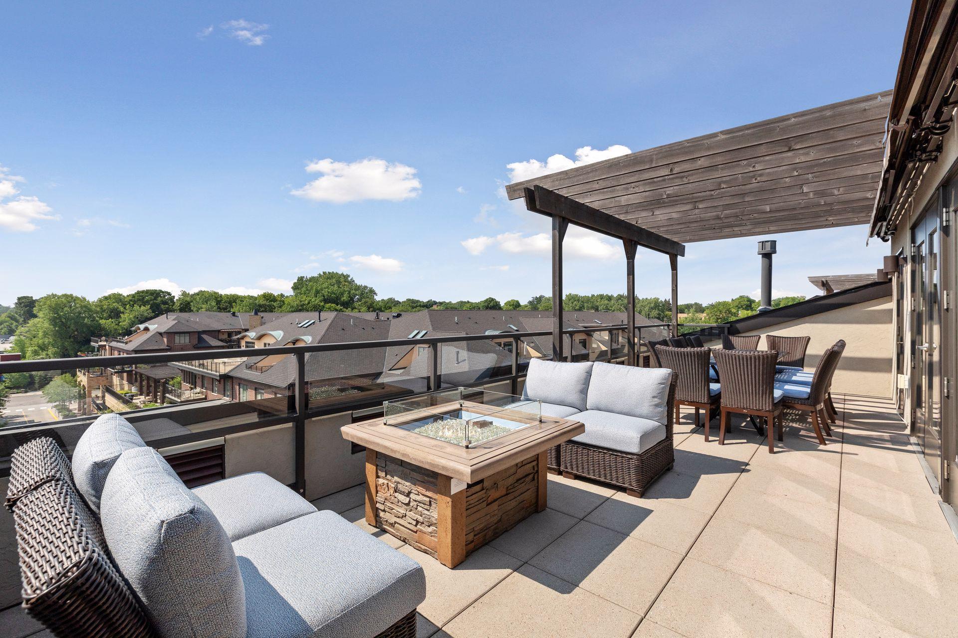 View of Residential at 875 Lake Street #210, Wayzata MN 55391, Wayzata (50 of 58) - Mike Wilen | Minnesota Team Real Estate