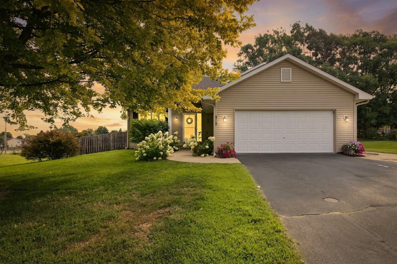 View of Residential at 809 Morningside Place, Belle Plaine MN 56011, Belle Plaine (36 of 39) - Mike Wilen | Minnesota Team Real Estate