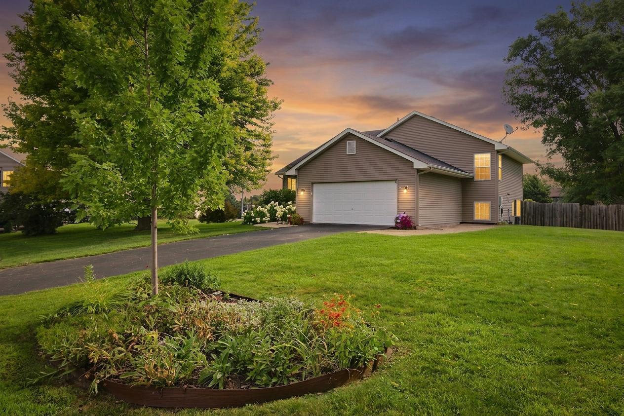 View of Residential at 809 Morningside Place, Belle Plaine MN 56011, Belle Plaine - Mike Wilen | Minnesota Team Real Estate