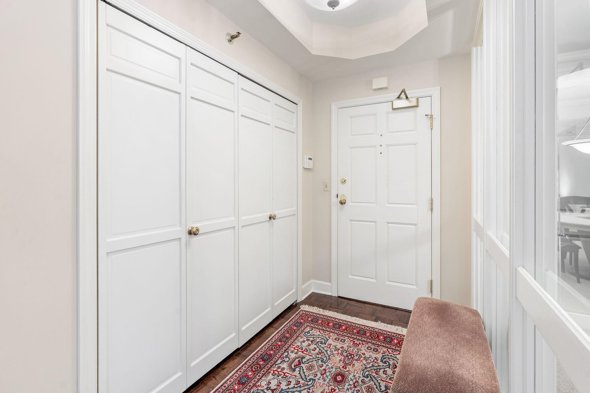 View of Residential at 12700 Sherwood Place #112, Minnetonka MN 55305, Minnetonka (5 of 48) - Mike Wilen | Minnesota Team Real Estate
