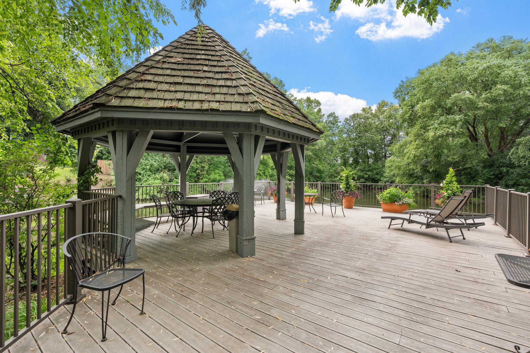 View of Residential at 12700 Sherwood Place #112, Minnetonka MN 55305, Minnetonka (43 of 48) - Mike Wilen | Minnesota Team Real Estate