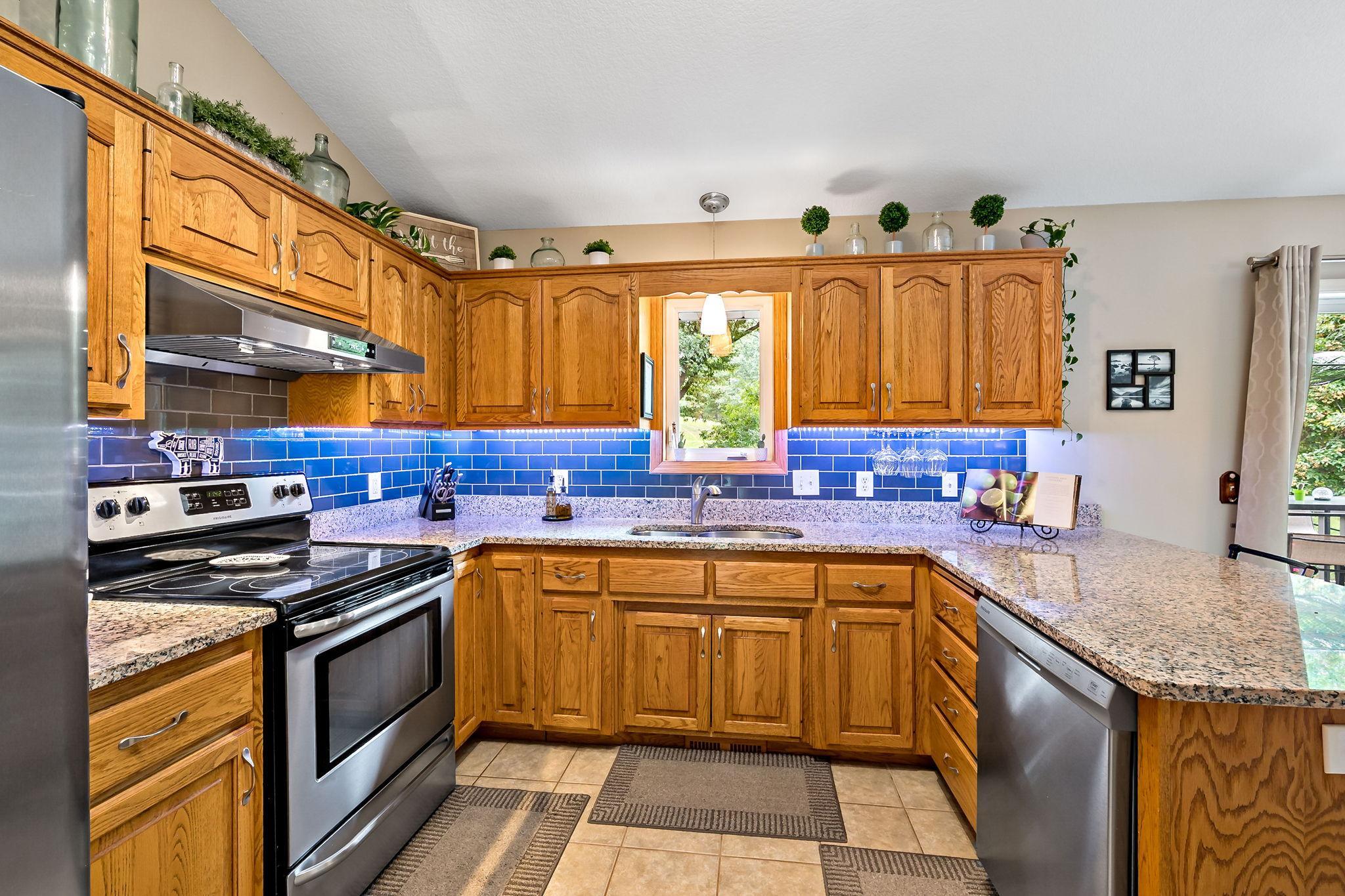 View of Residential at 842 Sterling Street, Maplewood MN 55119, Maplewood (10 of 60) - Mike Wilen | Minnesota Team Real Estate