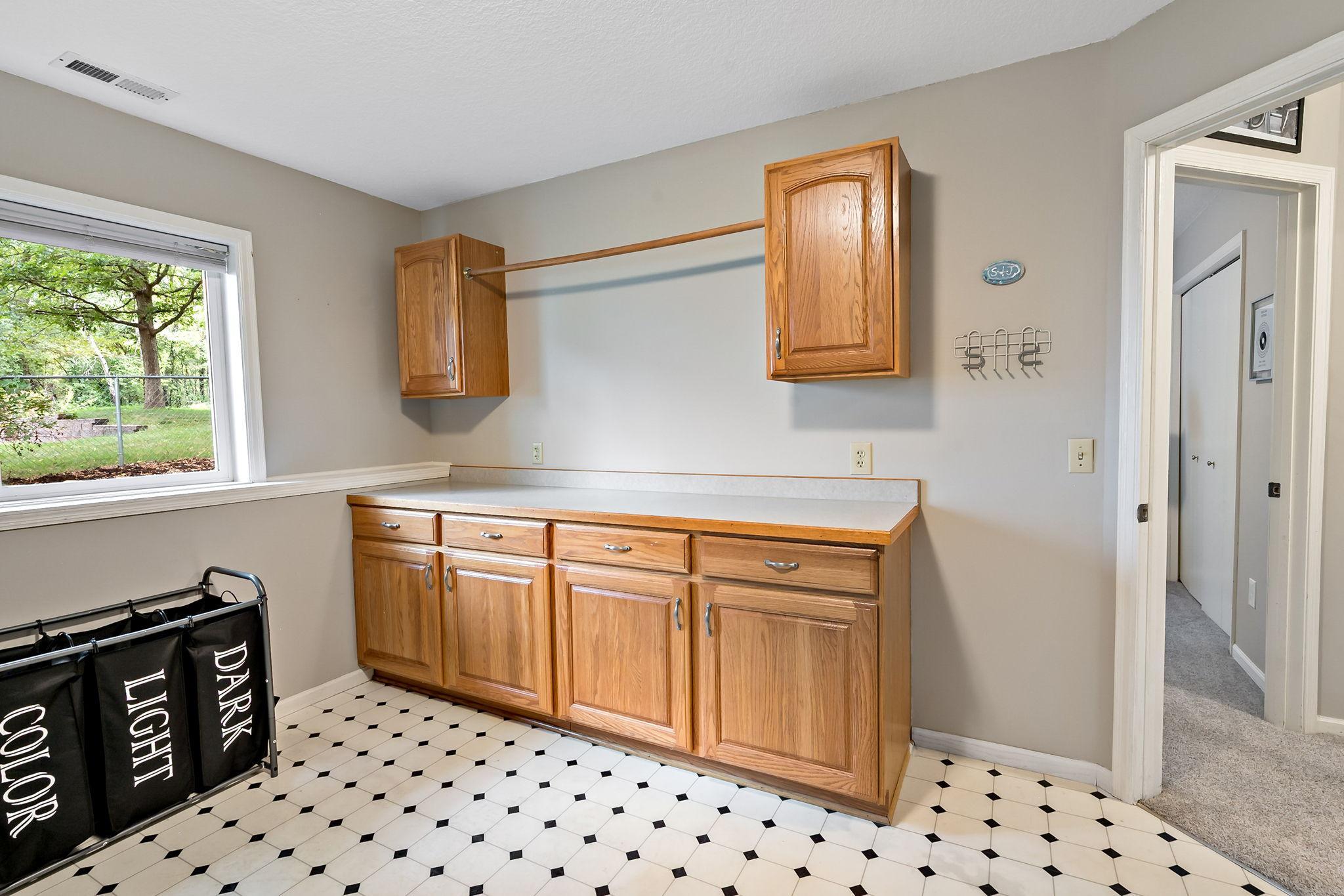View of Residential at 842 Sterling Street, Maplewood MN 55119, Maplewood (44 of 60) - Mike Wilen | Minnesota Team Real Estate