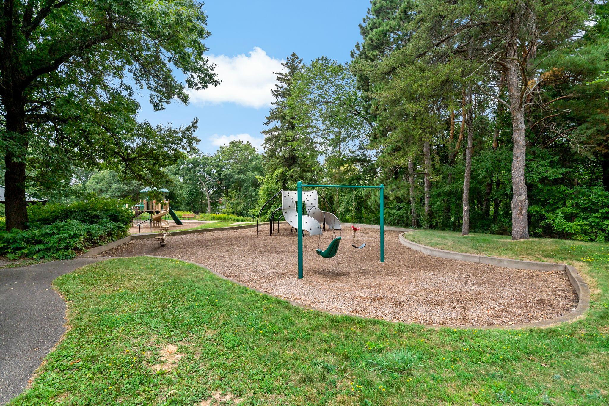 View of Residential at 842 Sterling Street, Maplewood MN 55119, Maplewood (56 of 60) - Mike Wilen | Minnesota Team Real Estate